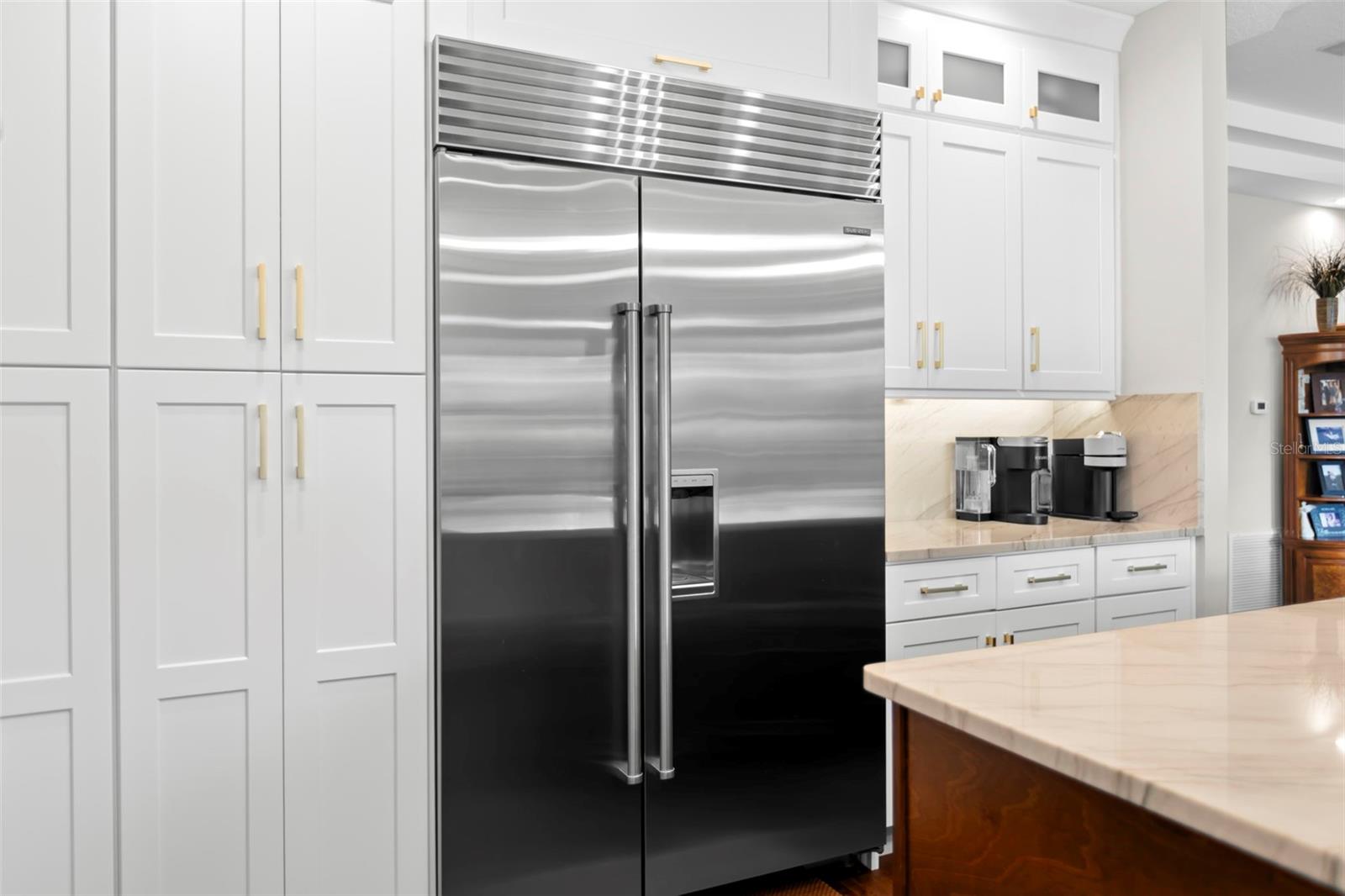 Listing photo id 24 for 9183 Waterash Lane N