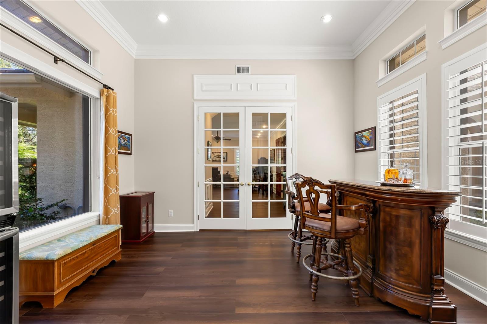 Listing photo id 30 for 9183 Waterash Lane N