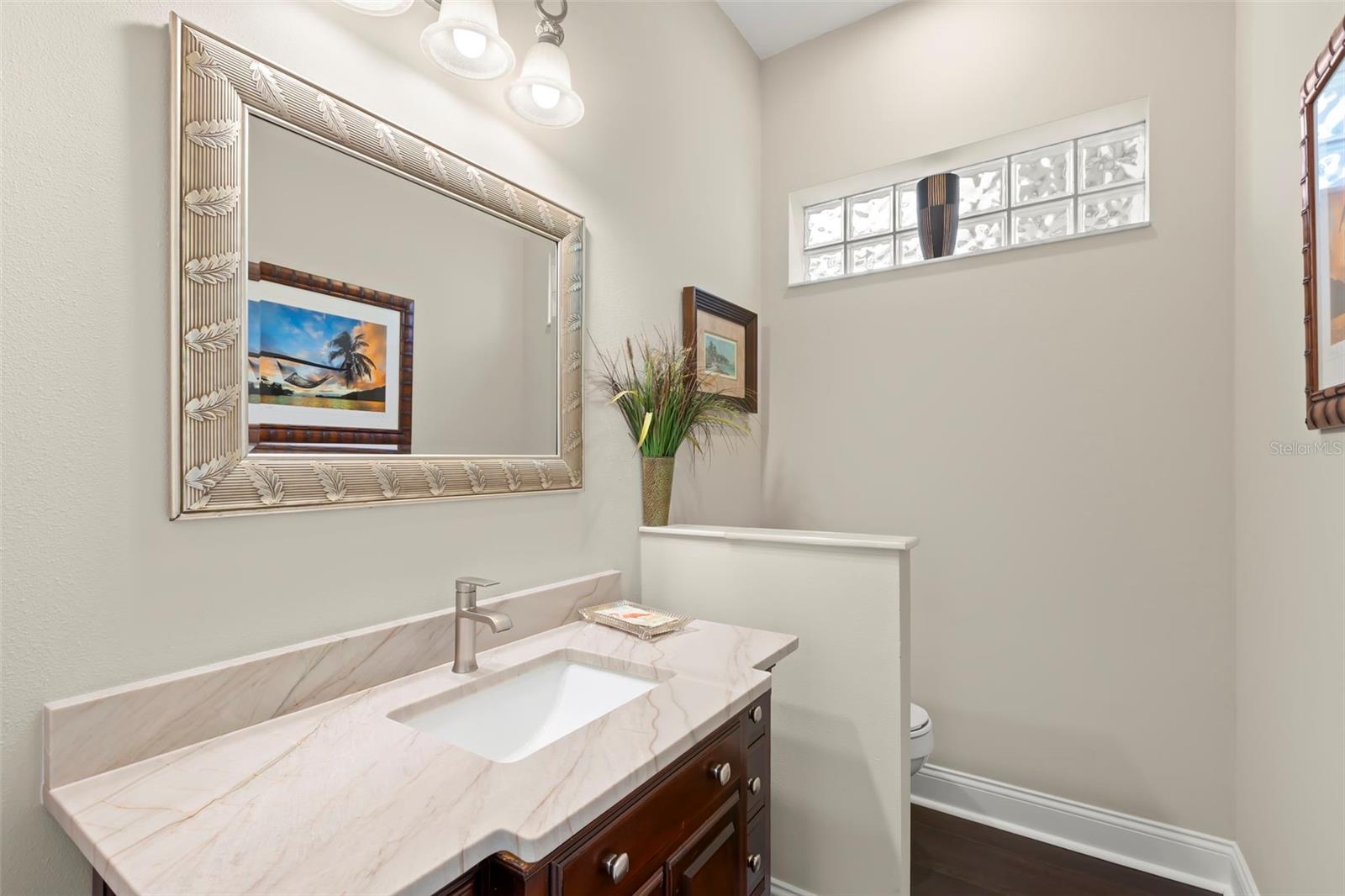 Listing photo id 53 for 9183 Waterash Lane N