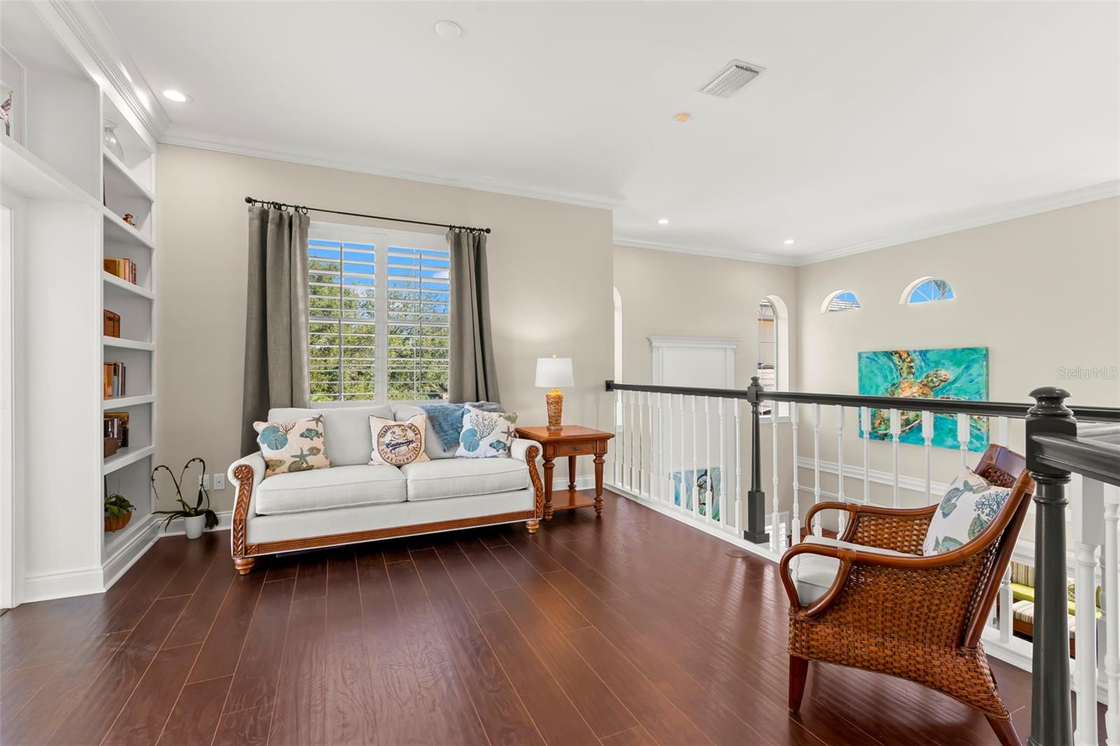 Listing photo id 55 for 9183 Waterash Lane N