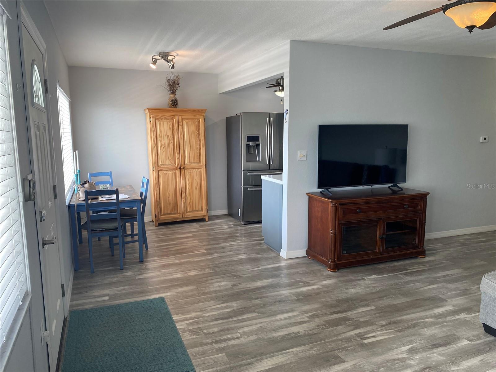 Image 4 of 24 For 8584 111th Street 309