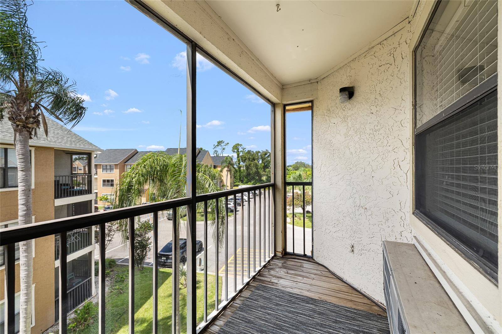 Image 19 of 28 For 11901 4th Street N 5311