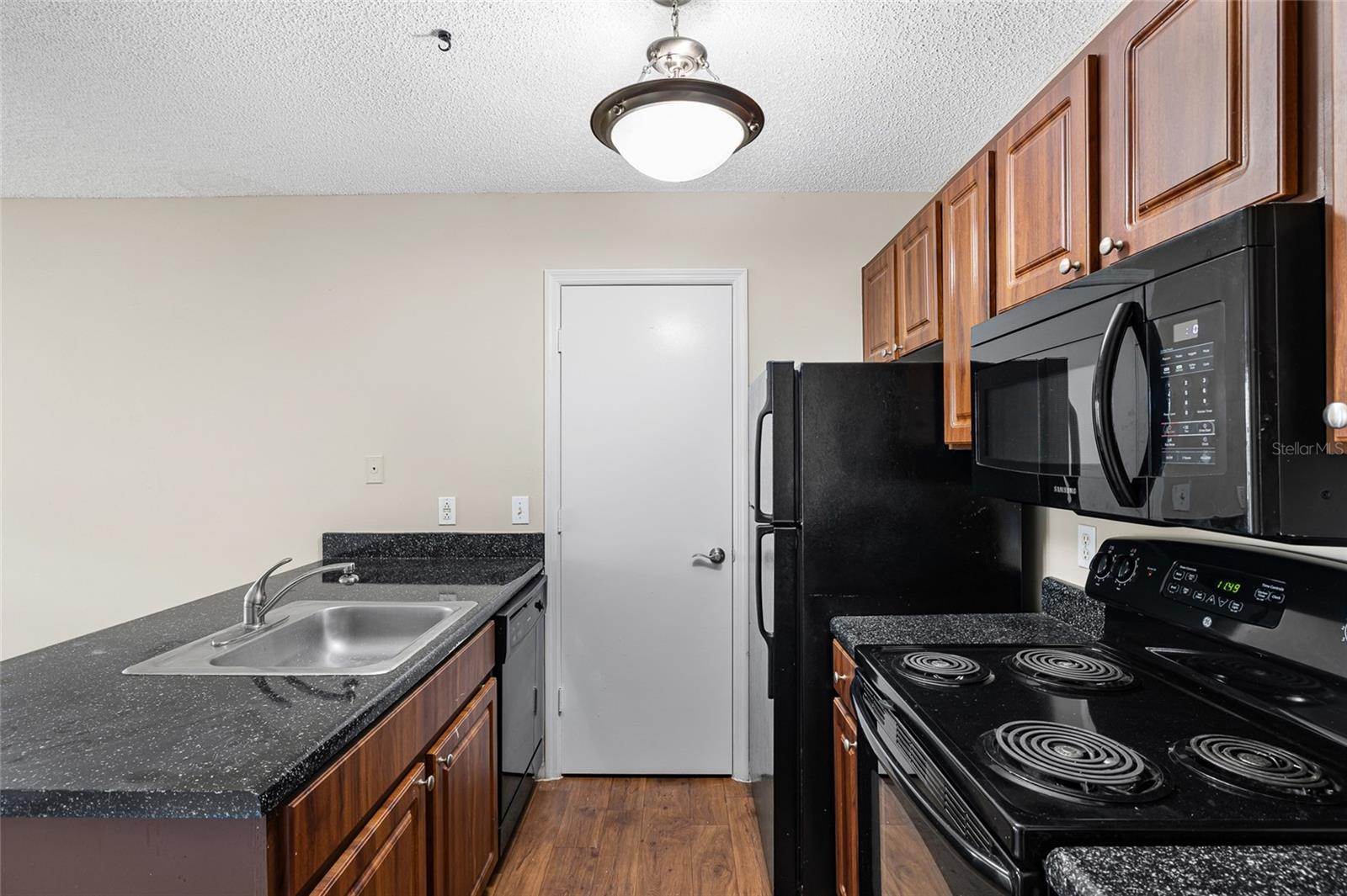 Image 7 of 28 For 11901 4th Street N 5311