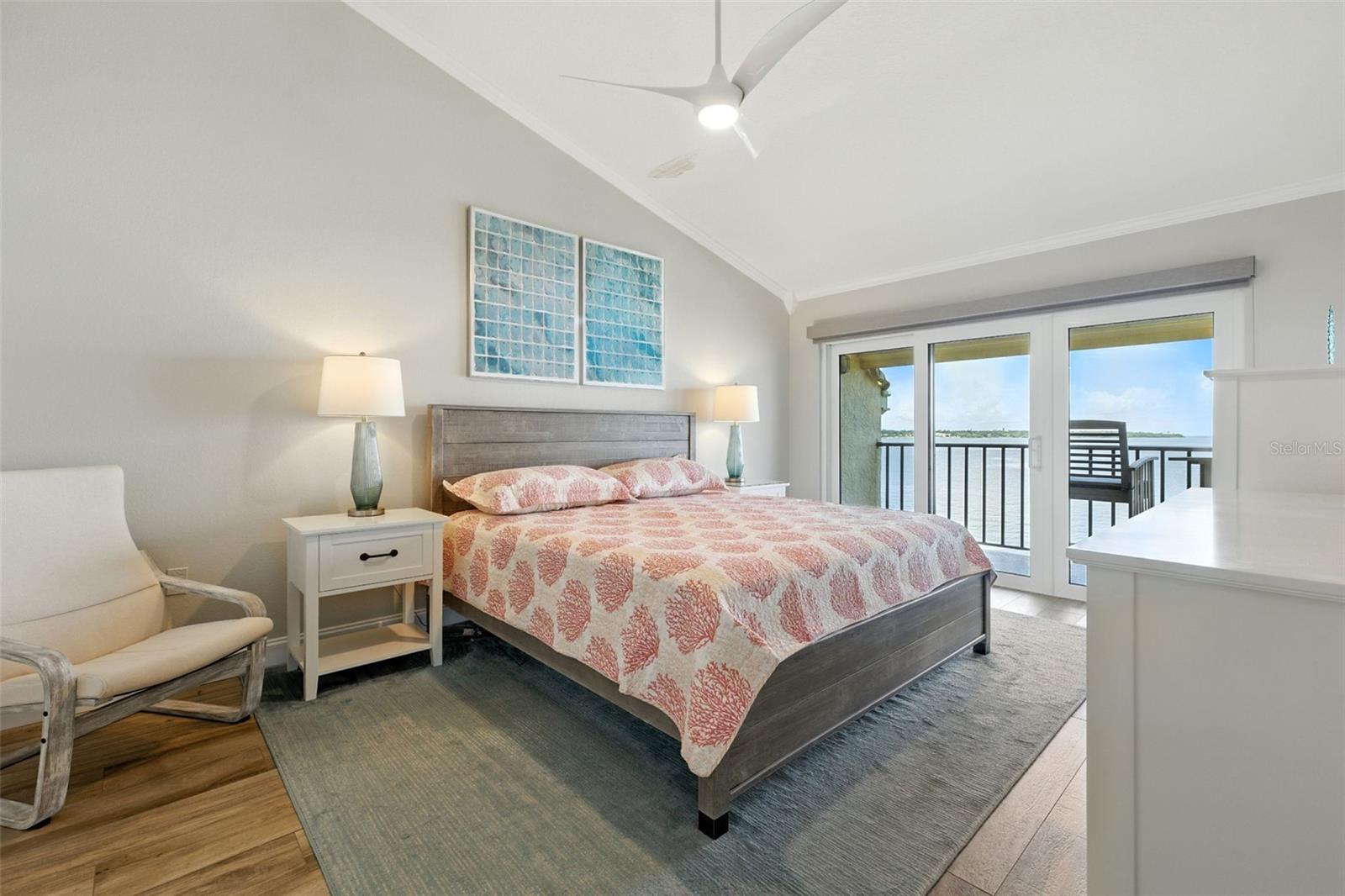 Image 19 of 33 For 7540 Sunshine Skyway Lane S 221