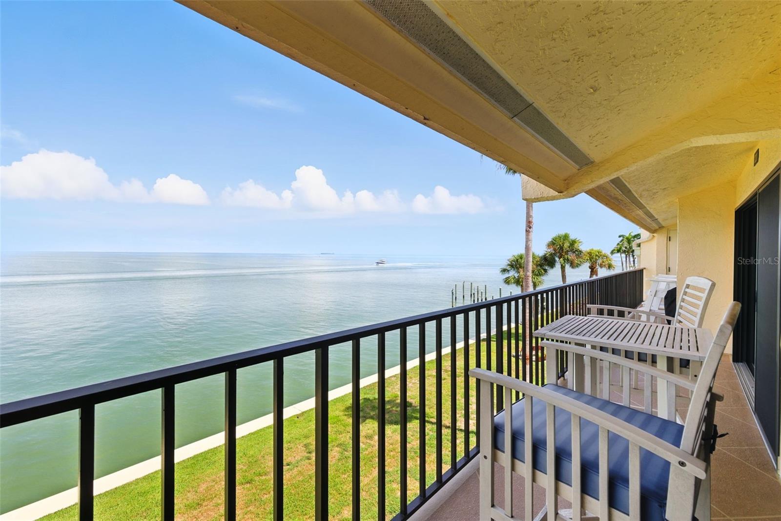 Image 2 of 33 For 7540 Sunshine Skyway Lane S 221