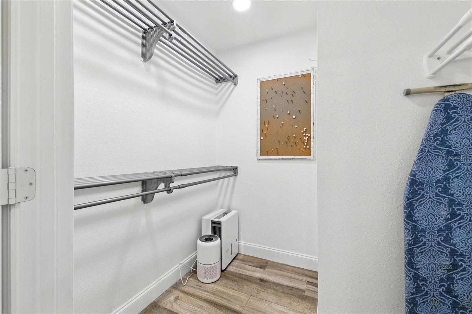 Image 23 of 33 For 7540 Sunshine Skyway Lane S 221