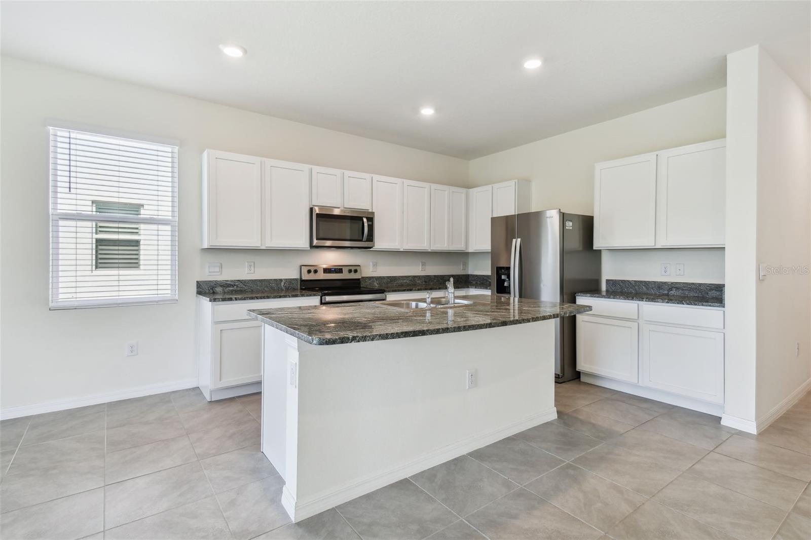 Image 18 of 82 For 33078 Major Oak Drive