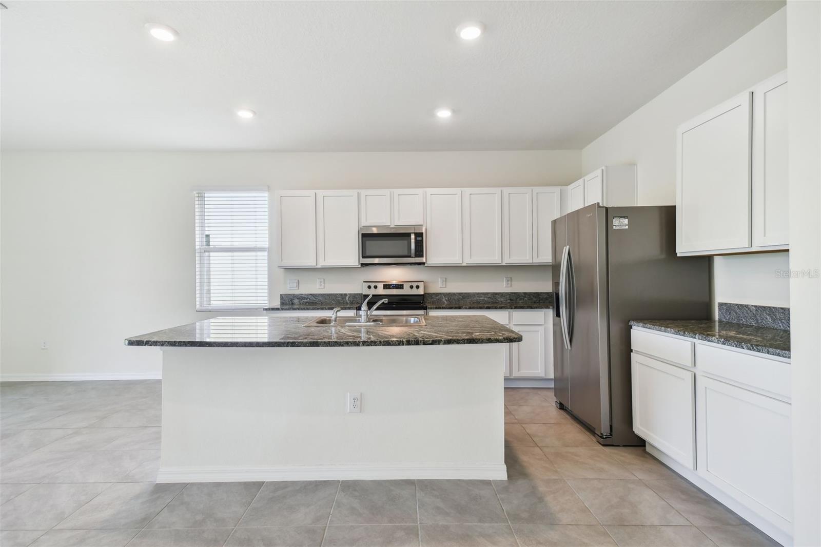 Image 19 of 82 For 33078 Major Oak Drive