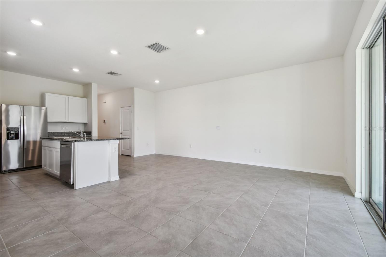 Image 24 of 82 For 33078 Major Oak Drive