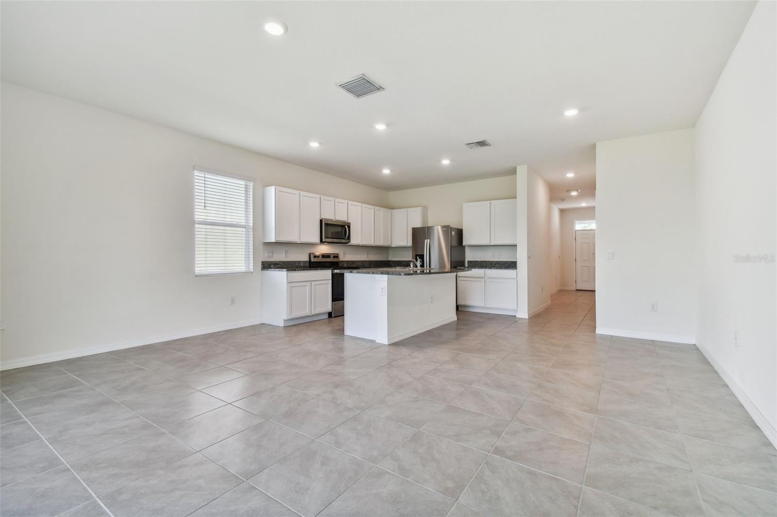 Image 25 of 82 For 33078 Major Oak Drive