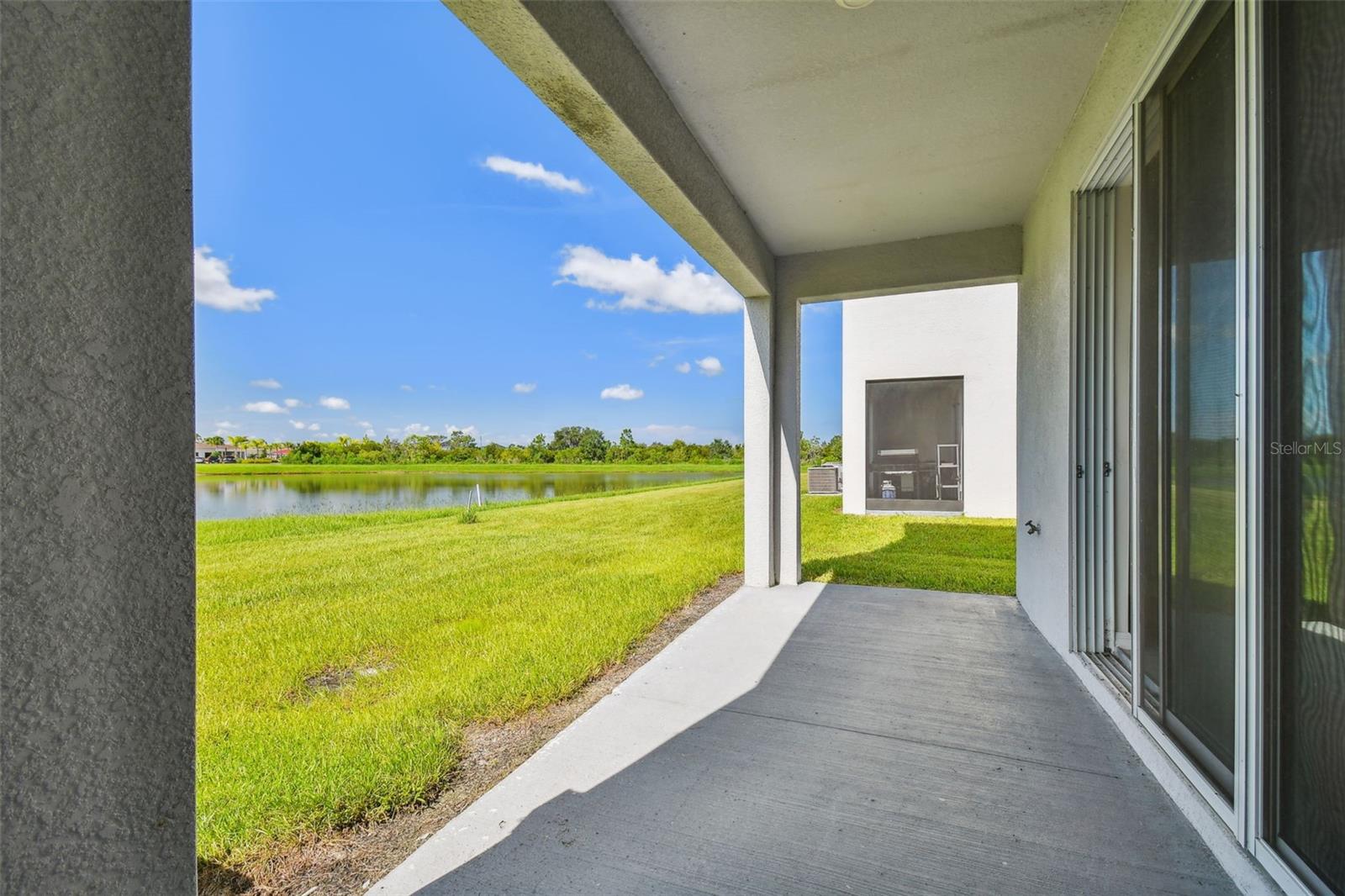 Image 29 of 82 For 33078 Major Oak Drive