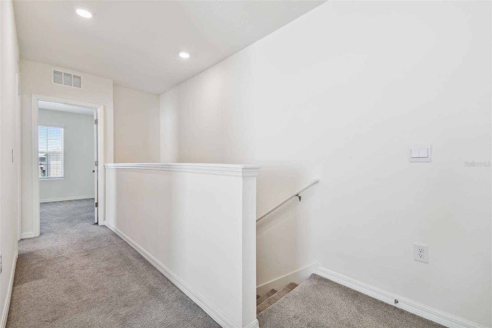 Image 35 of 82 For 33078 Major Oak Drive