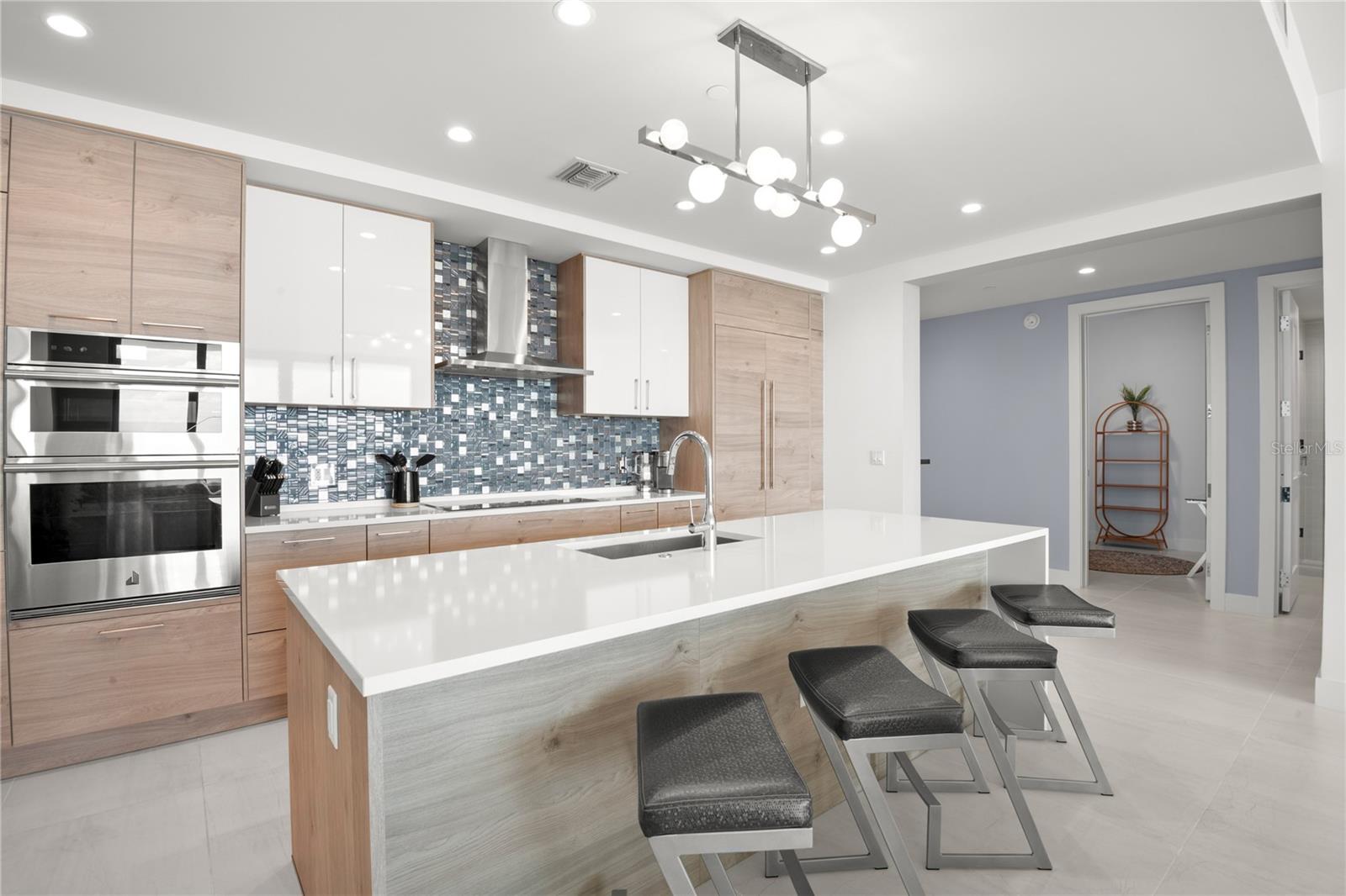 Image 11 of 29 For 301 1st Street S 2402
