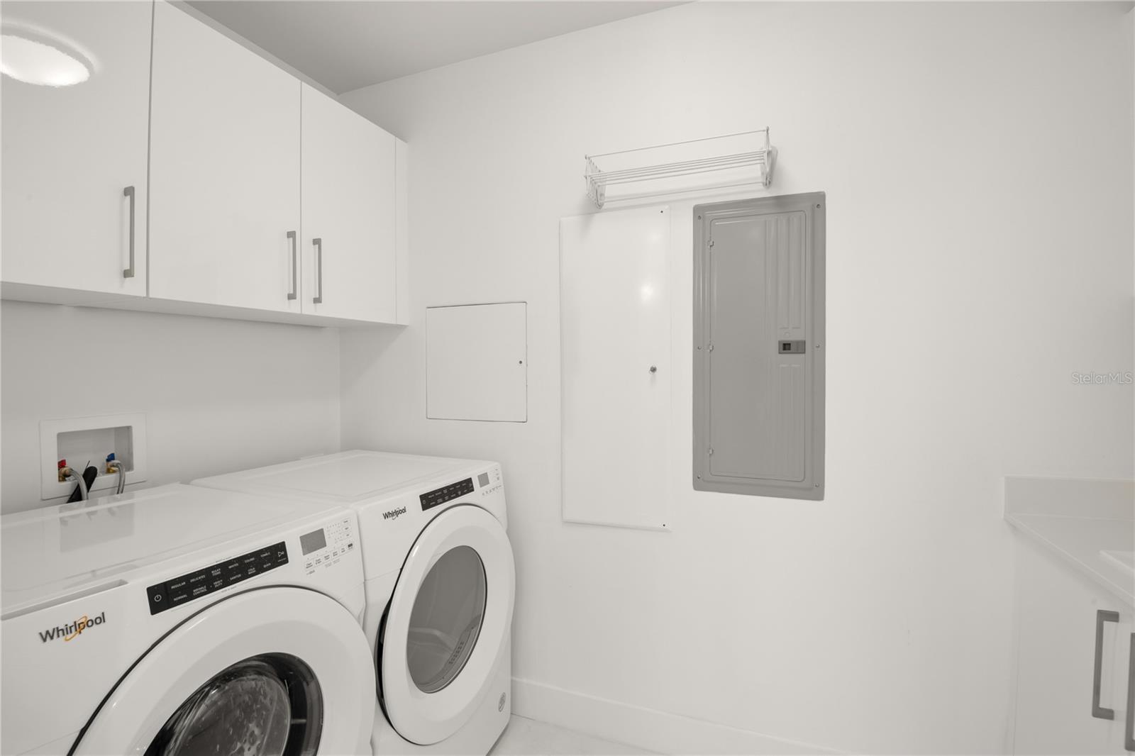 Image 26 of 29 For 301 1st Street S 2402