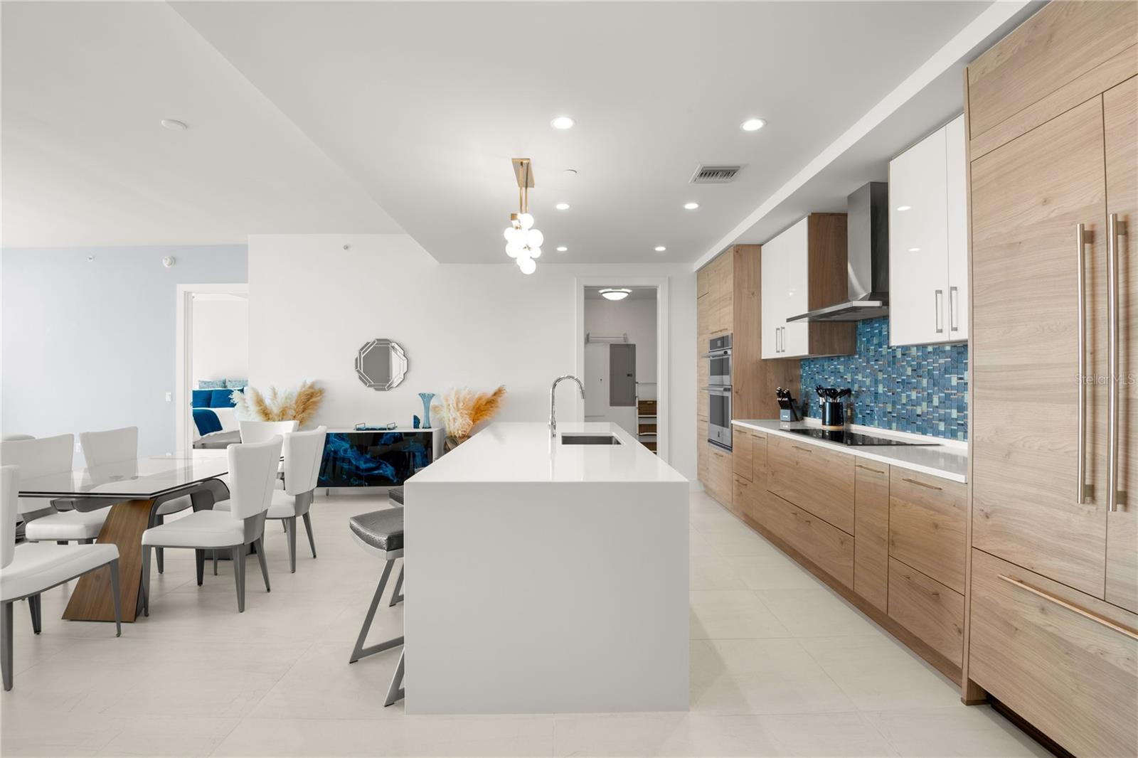 Image 6 of 29 For 301 1st Street S 2402