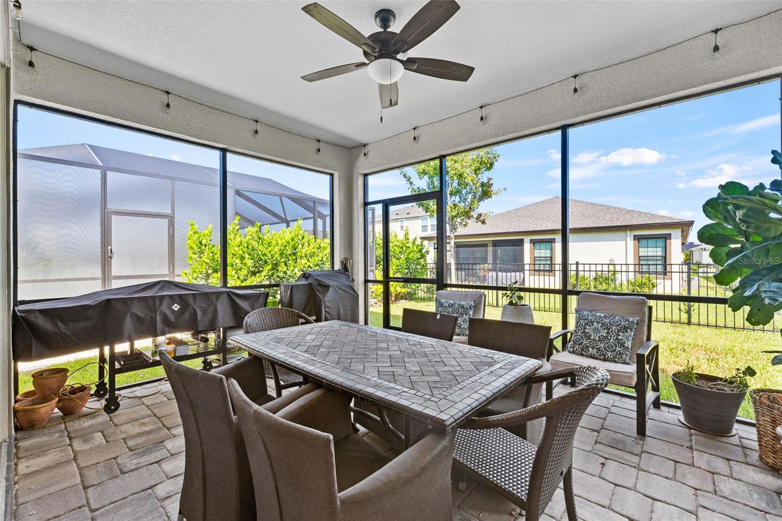 Image 4 of 52 For 5540 Del Coronado Drive