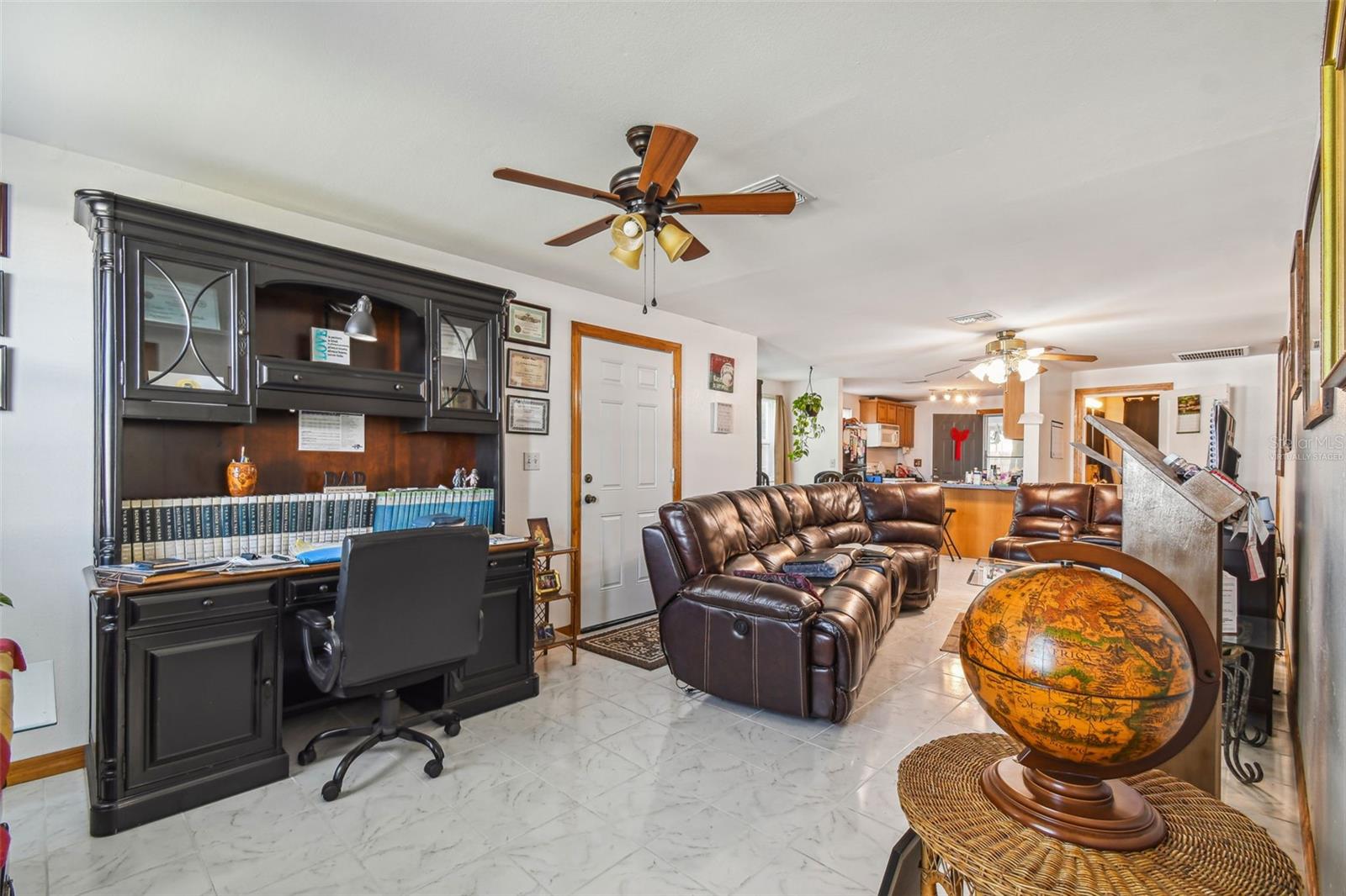 Image 12 of 62 For 227 Mckean Street