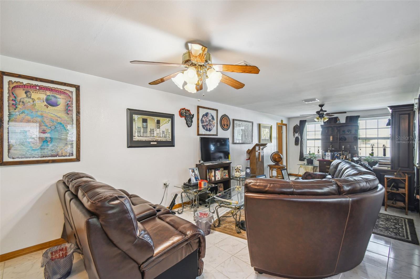 Image 13 of 62 For 227 Mckean Street