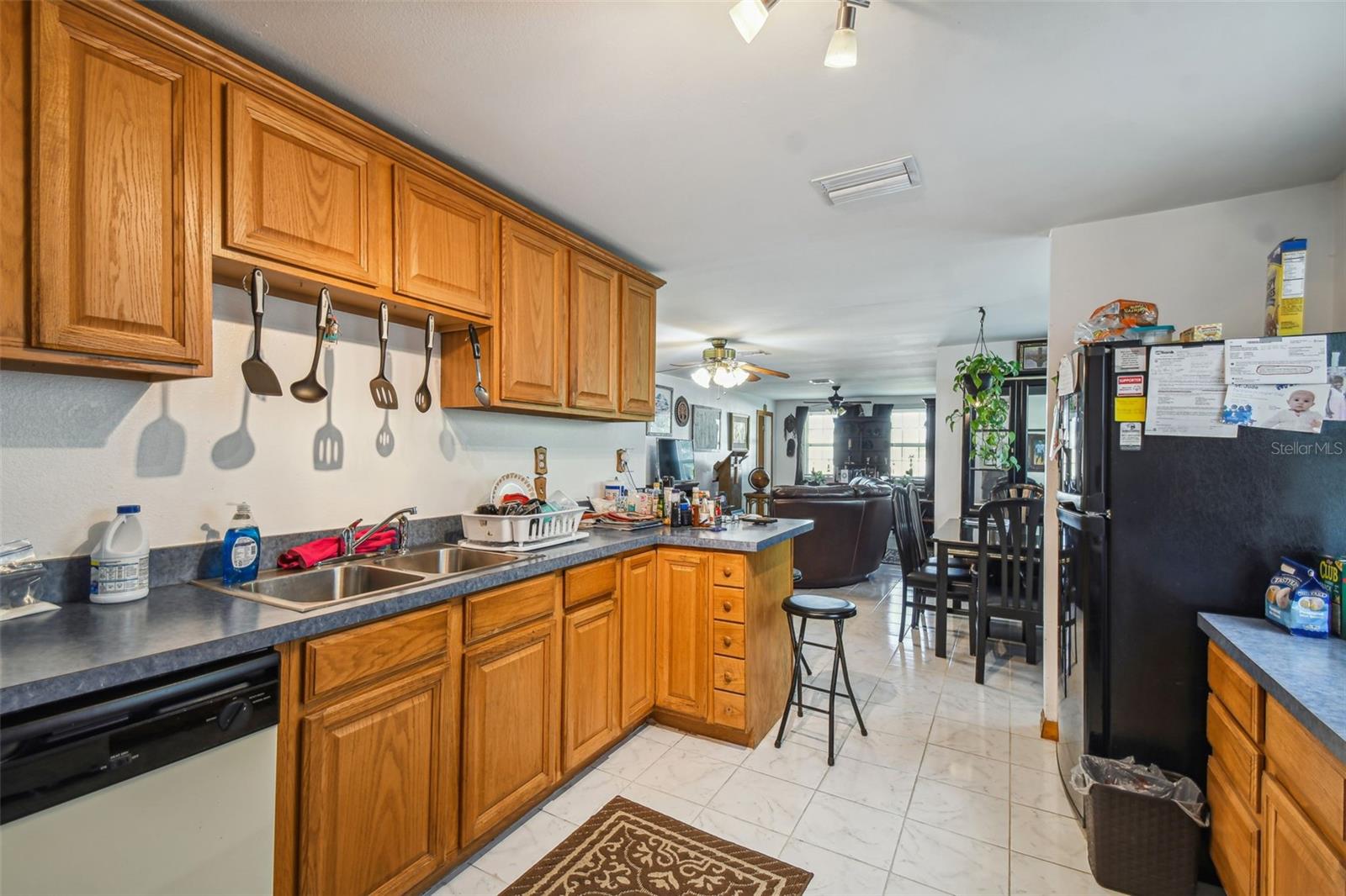 Image 15 of 62 For 227 Mckean Street