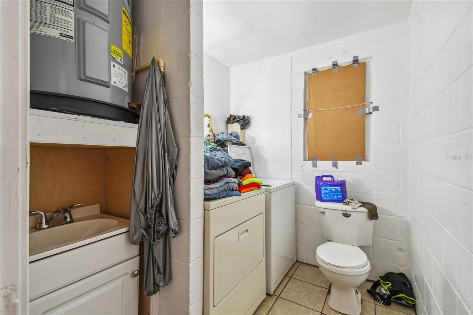 Image 21 of 62 For 227 Mckean Street