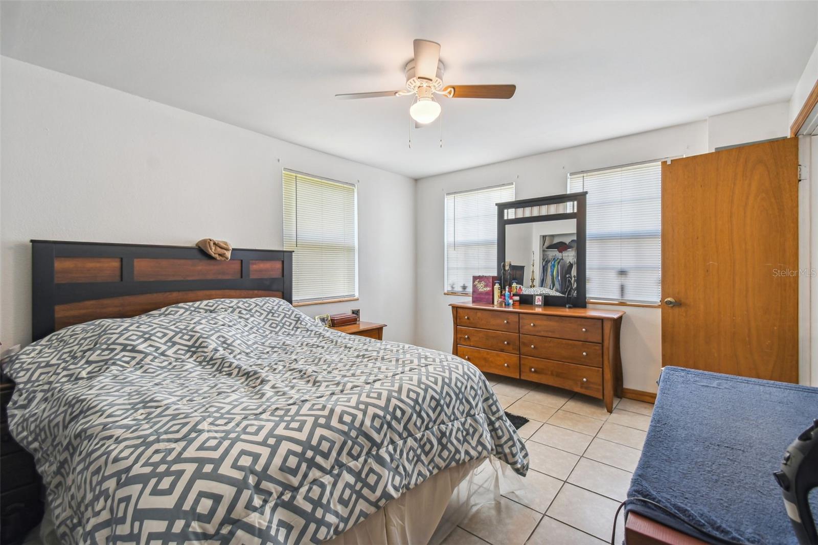 Image 29 of 62 For 227 Mckean Street