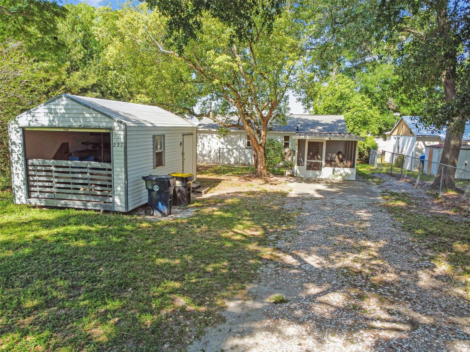 Image 40 of 62 For 227 Mckean Street