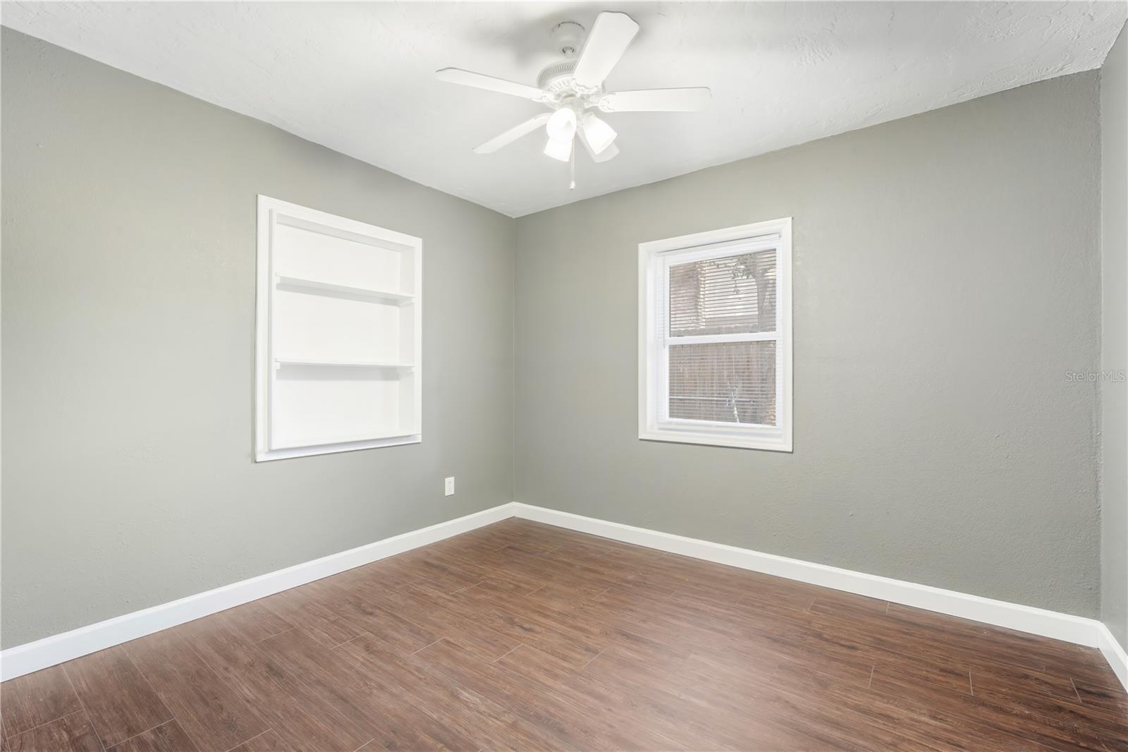 Image 12 of 22 For 4715 Knights Avenue