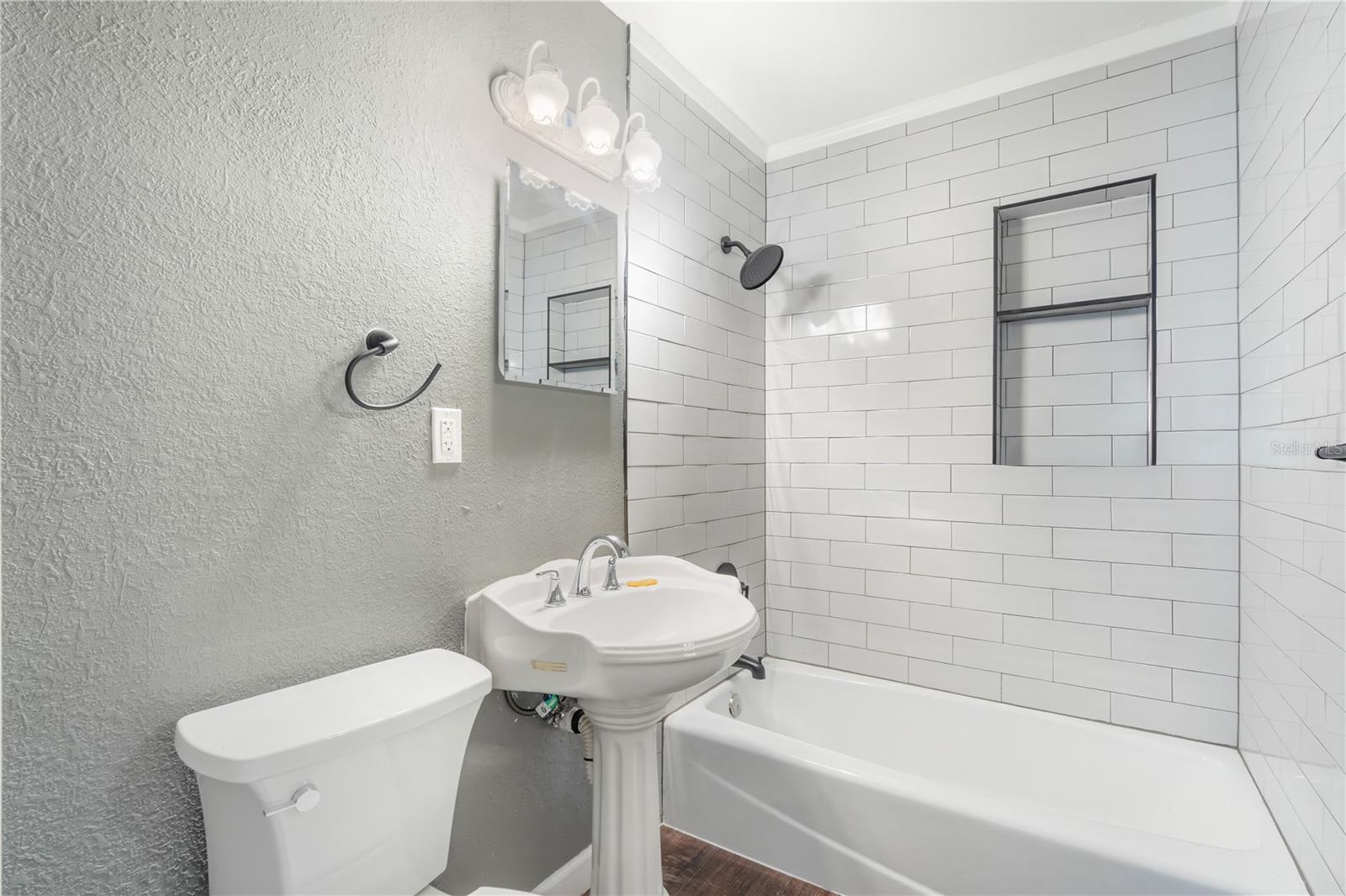 Image 13 of 22 For 4715 Knights Avenue