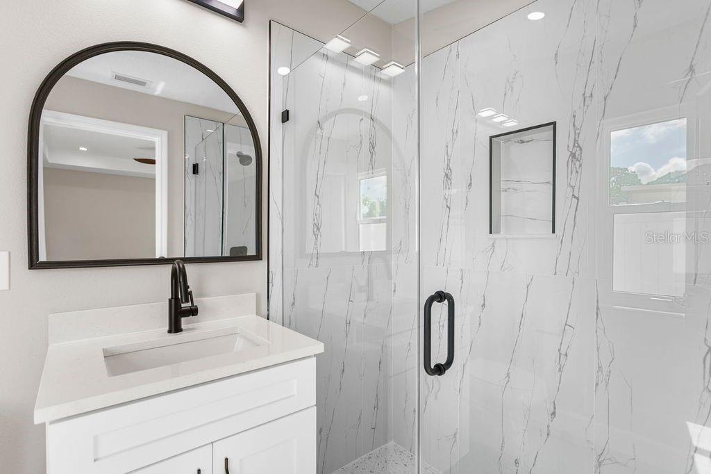 Image 17 of 32 For 8405 Woodlake Drive