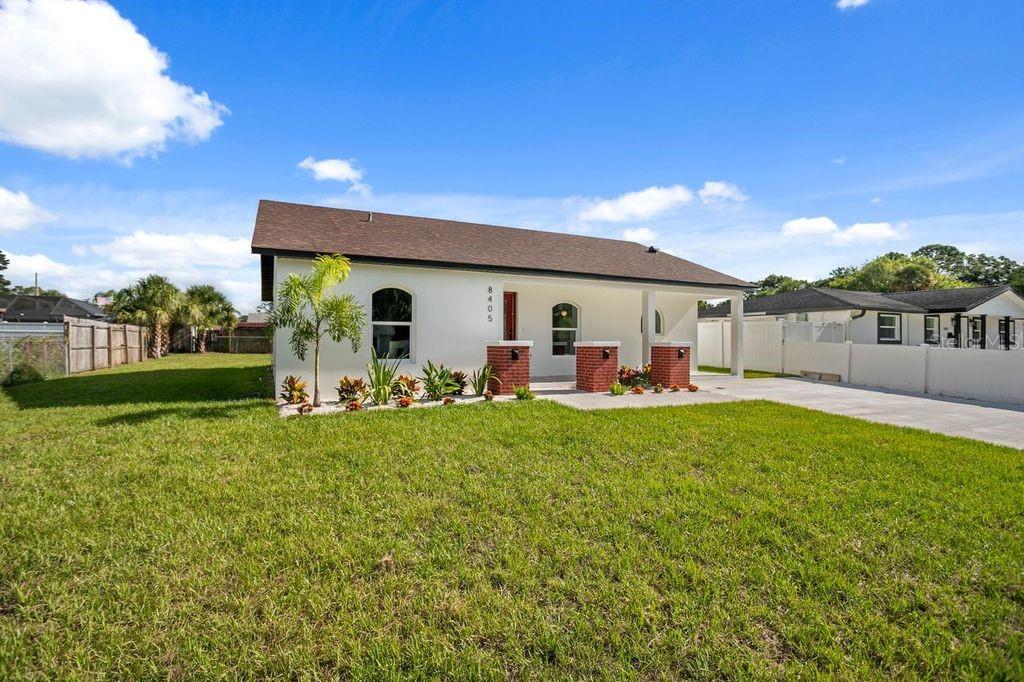 Image 2 of 32 For 8405 Woodlake Drive