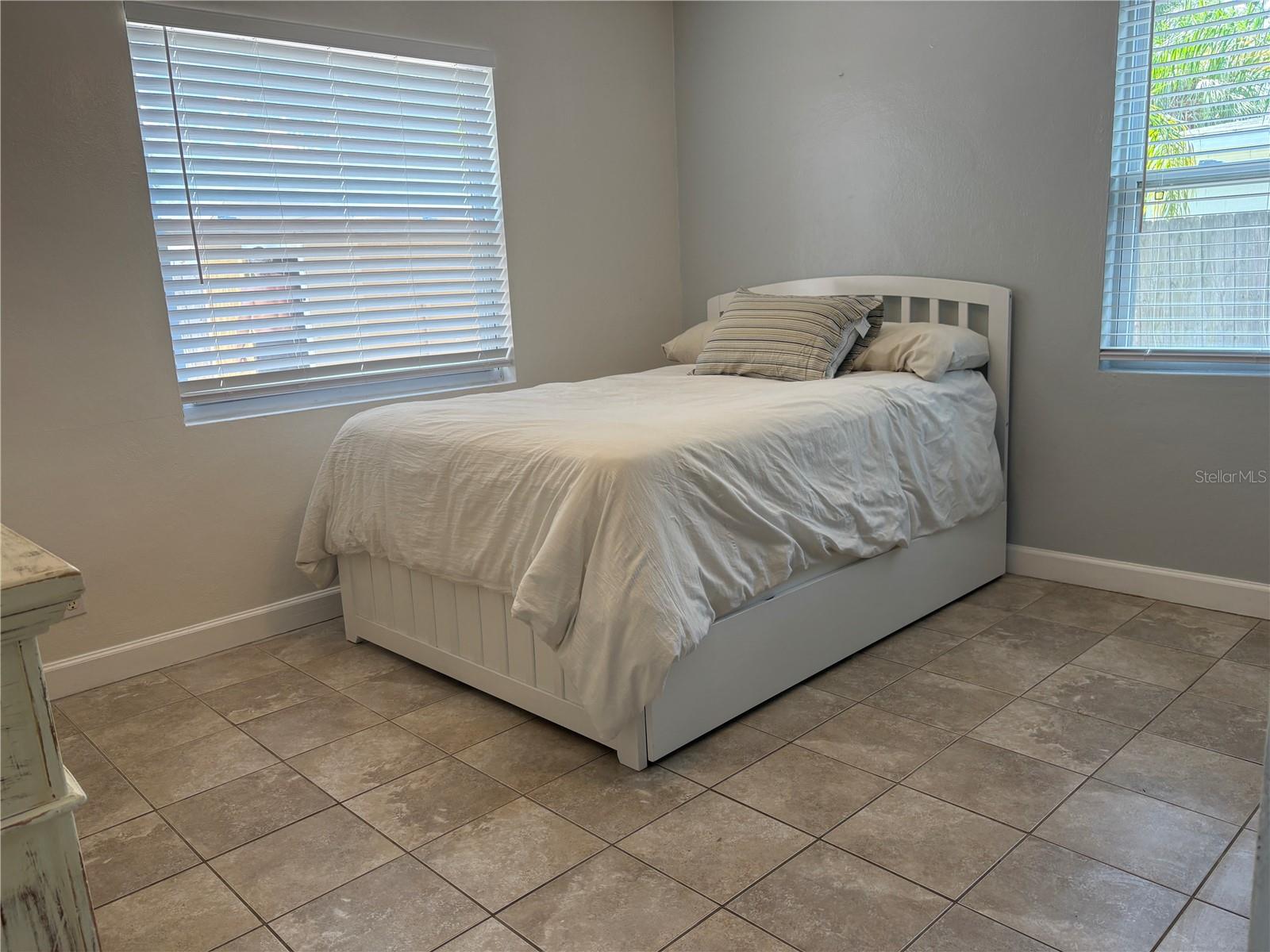 Image 17 of 29 For 6702 Kissimmee Street