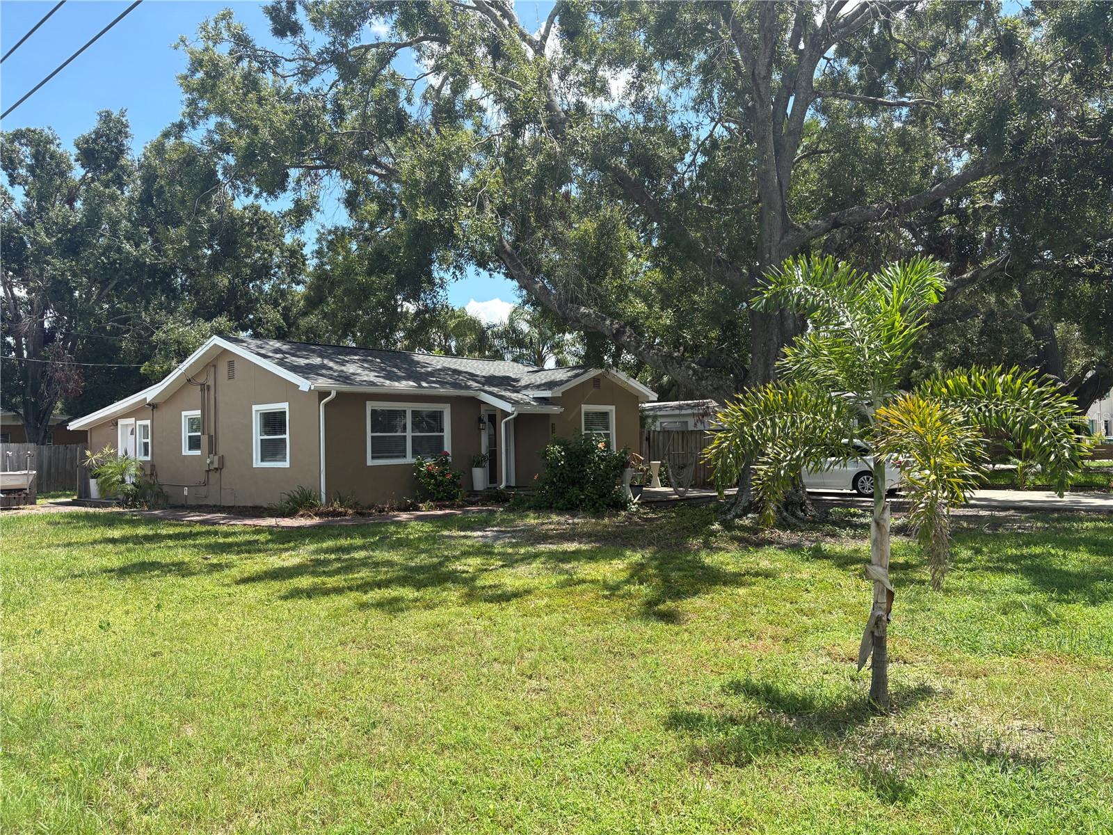 Image 3 of 29 For 6702 Kissimmee Street
