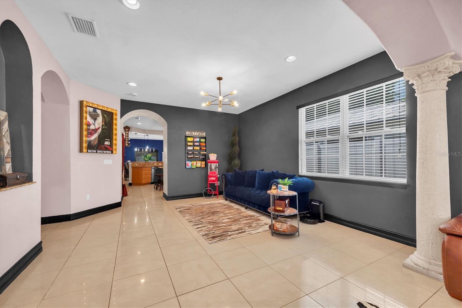 Image 11 of 47 For 8930 Newport Avenue