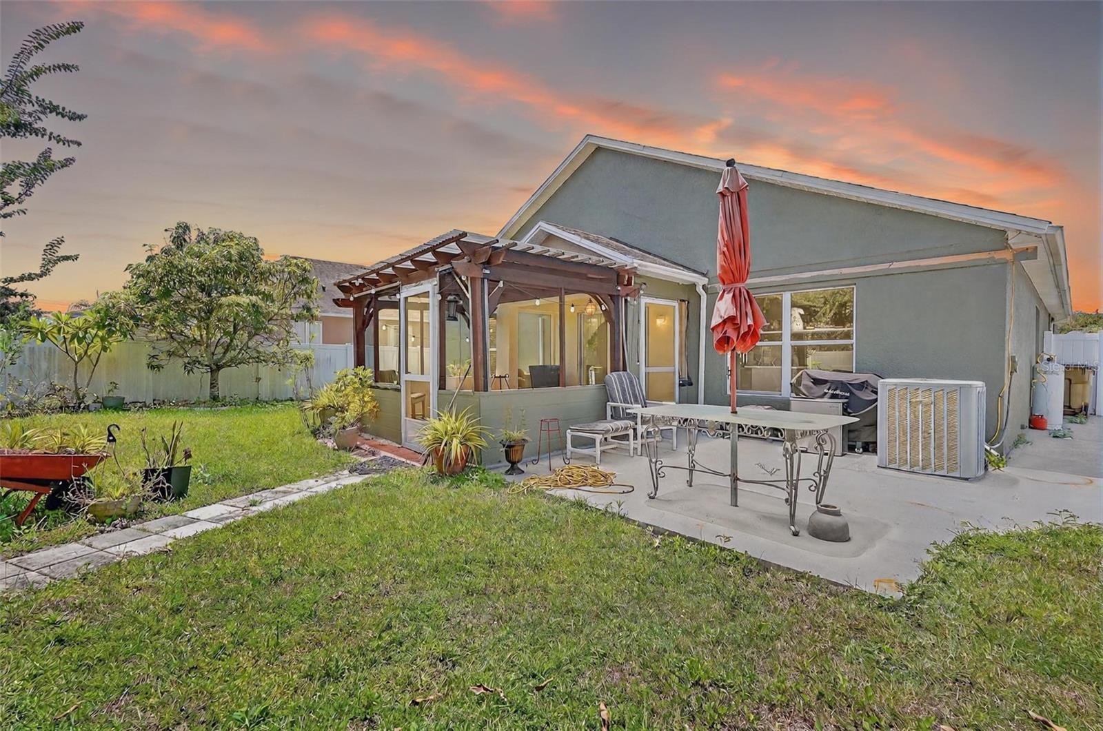 Image 17 of 59 For 2638 Eagle Canyon Drive N