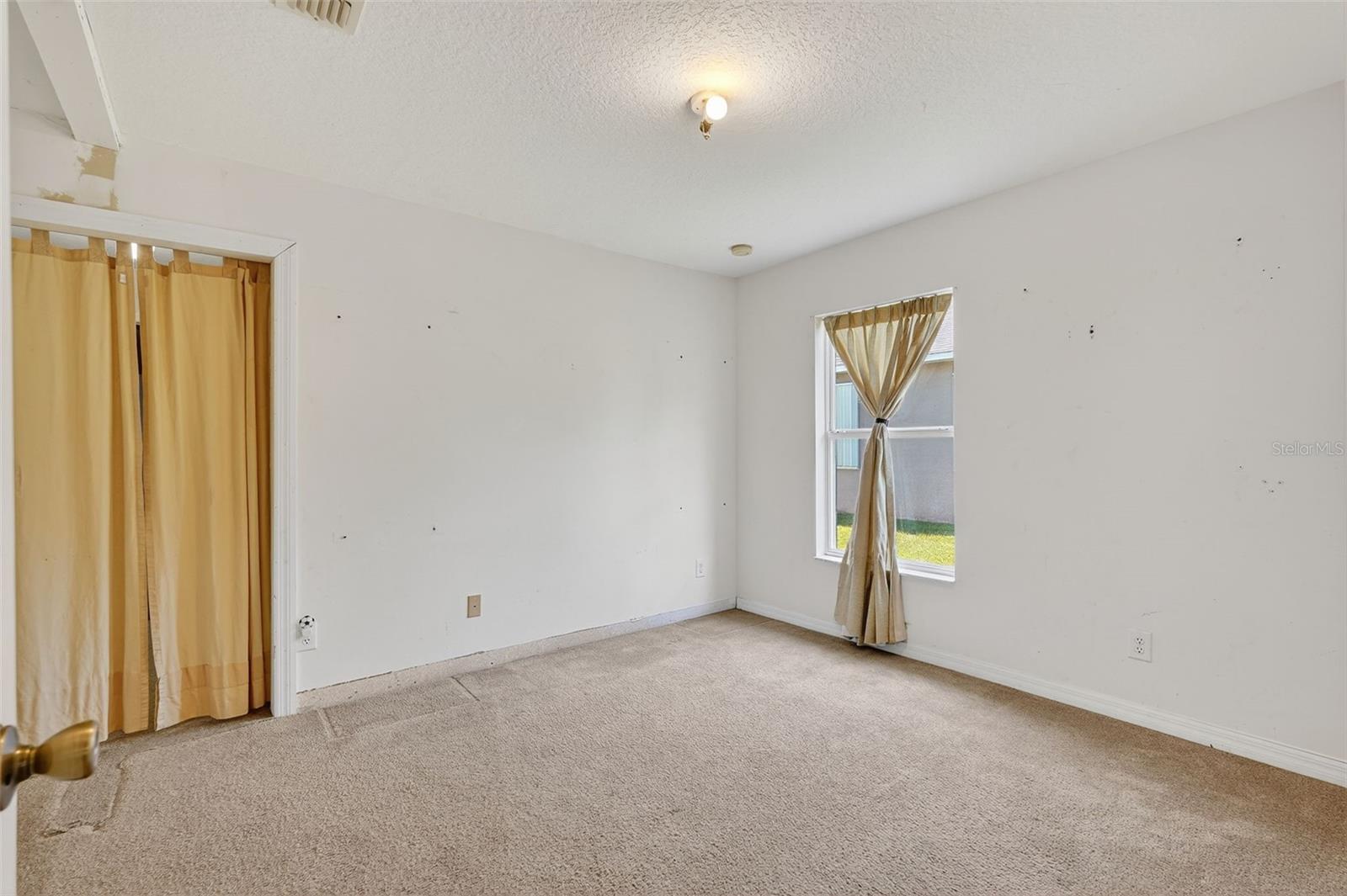 Image 34 of 59 For 2638 Eagle Canyon Drive N