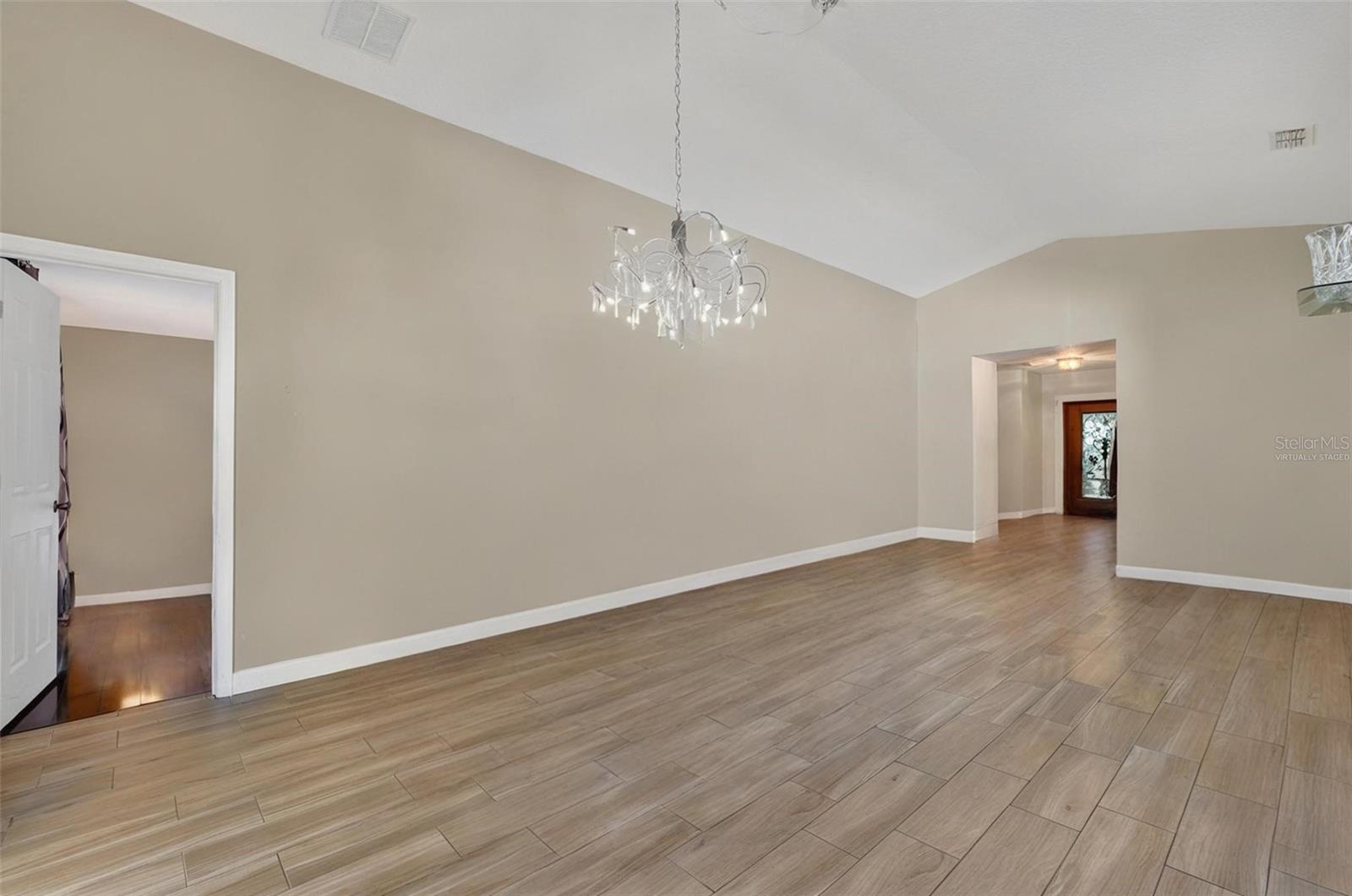 Image 7 of 59 For 2638 Eagle Canyon Drive N