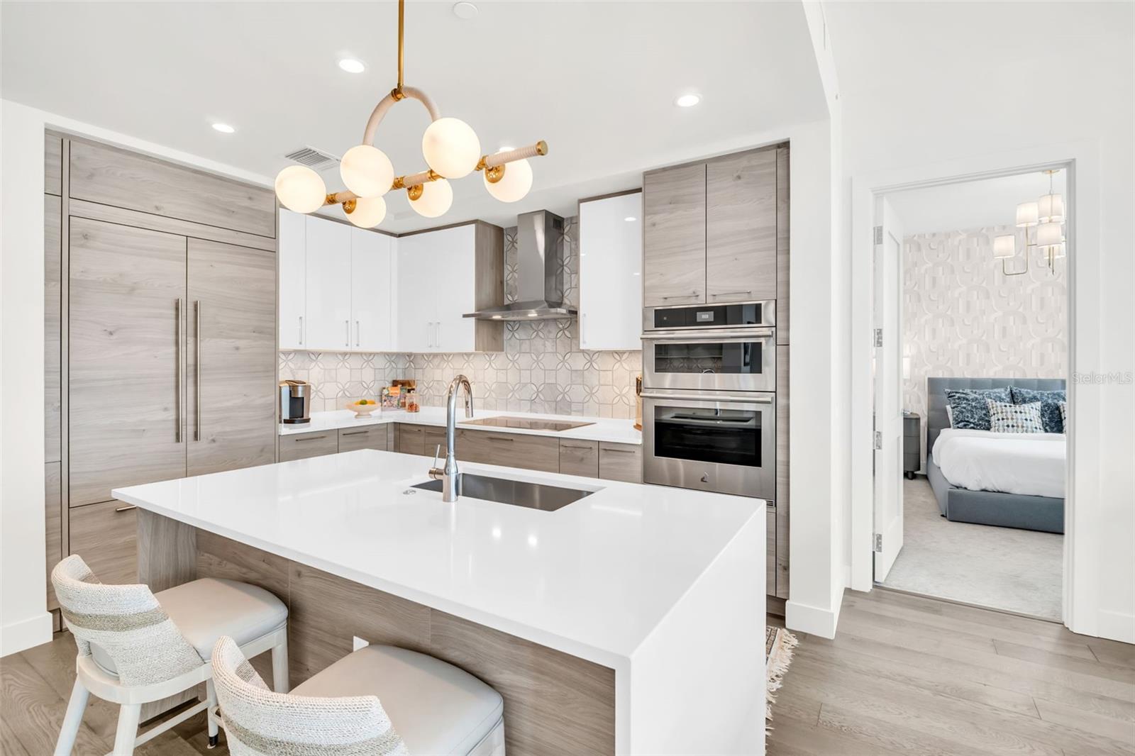 Image 13 of 54 For 301 1st Street S 2204
