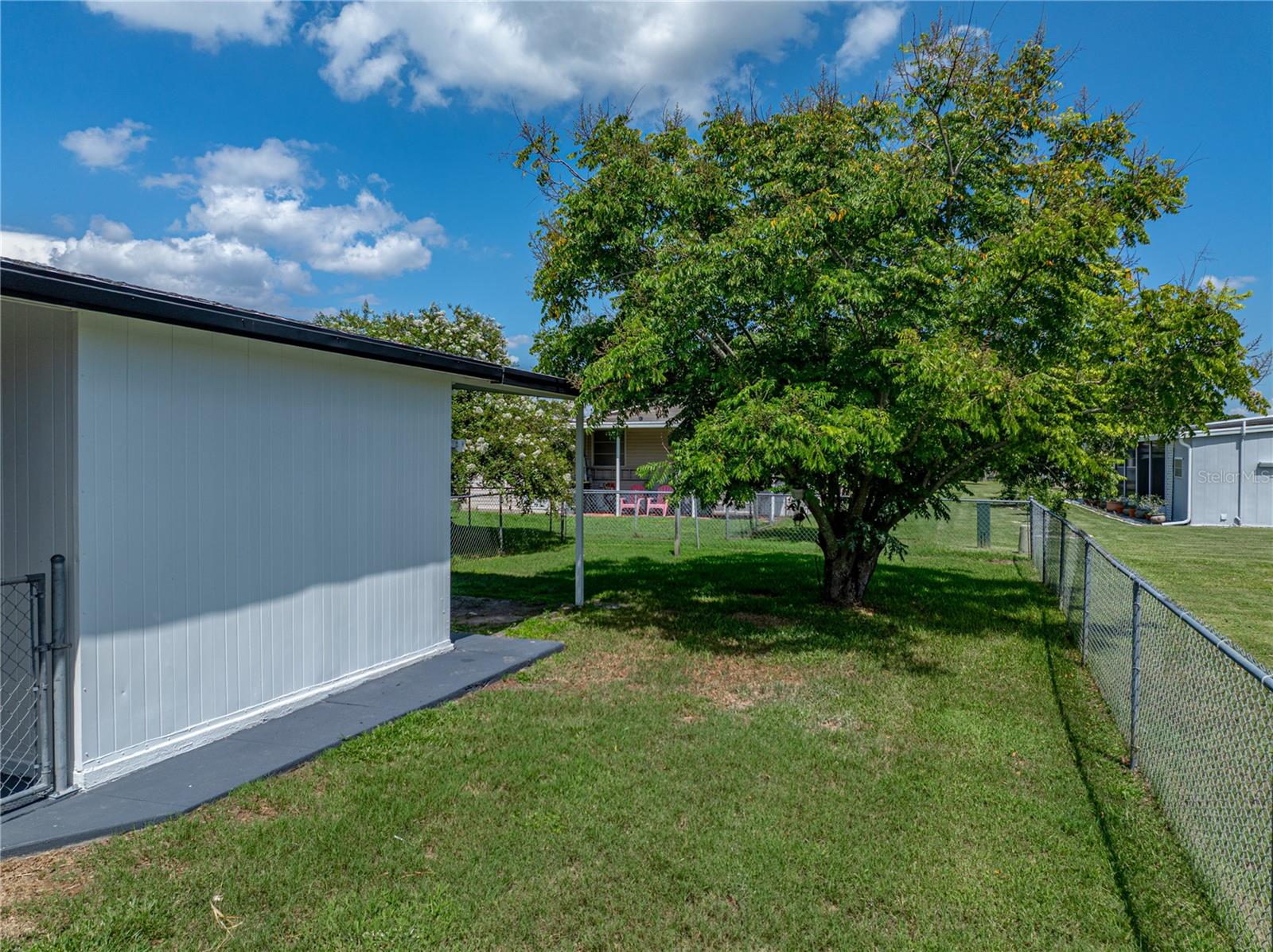 Image 47 of 73 For 1610 Reynolds Road 35