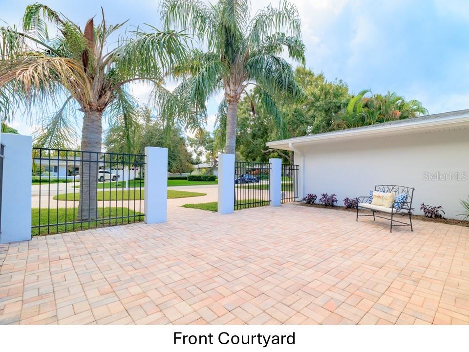 Image 17 of 37 For 118 Live Oak Lane