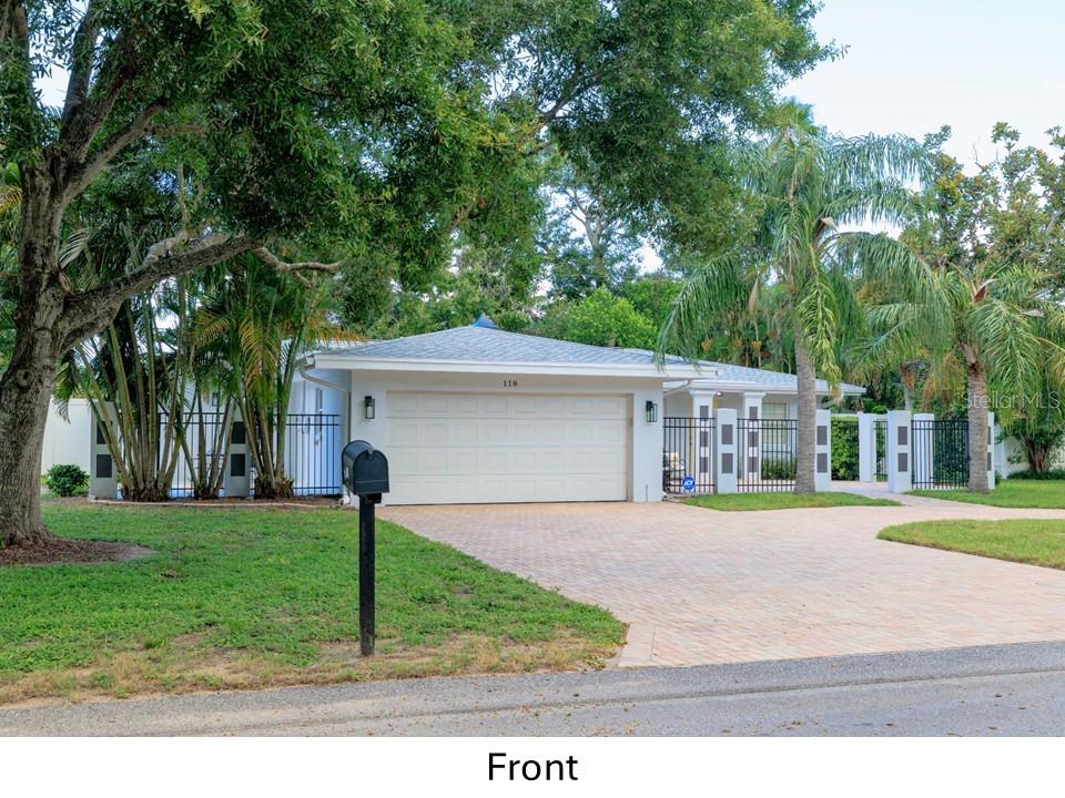 Image 2 of 37 For 118 Live Oak Lane