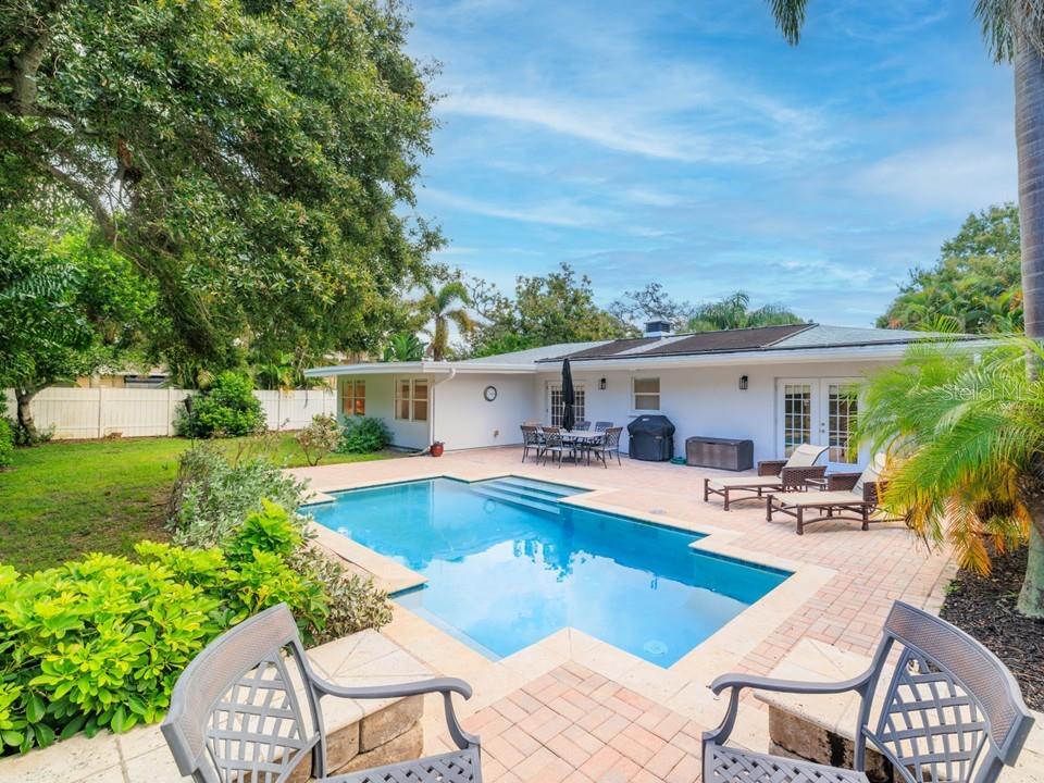 Image 33 of 37 For 118 Live Oak Lane