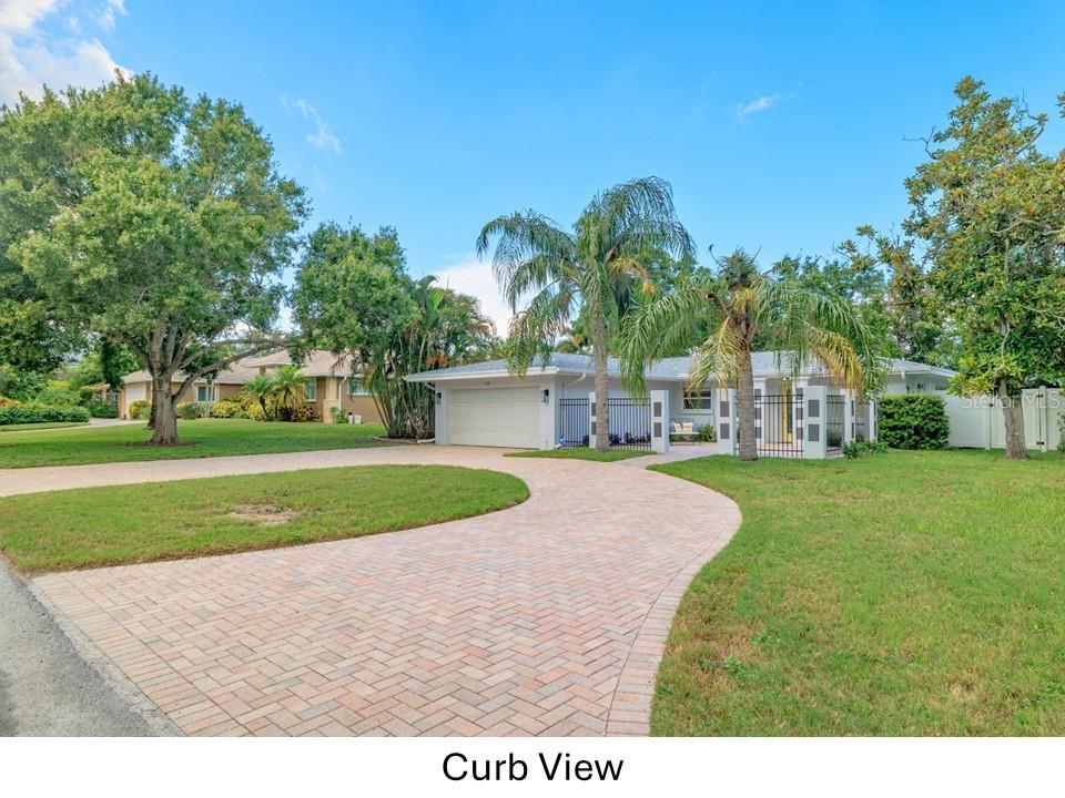 Image 36 of 37 For 118 Live Oak Lane