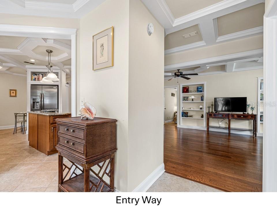 Image 4 of 37 For 118 Live Oak Lane