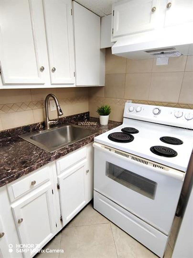 Image 8 of 18 For 2500 Harn Boulevard F26