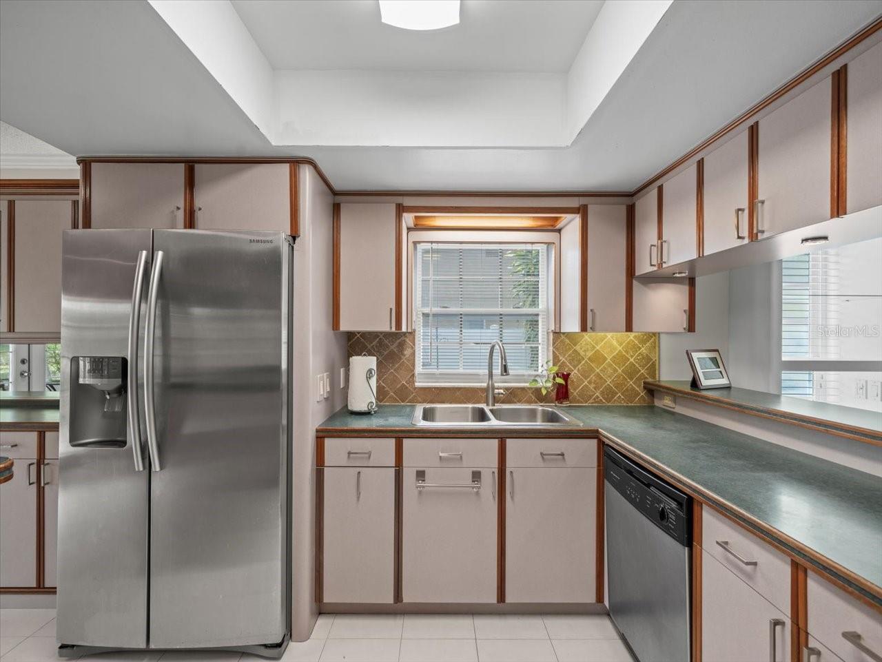 Image 15 of 35 For 15909 Marshfield Drive Drive