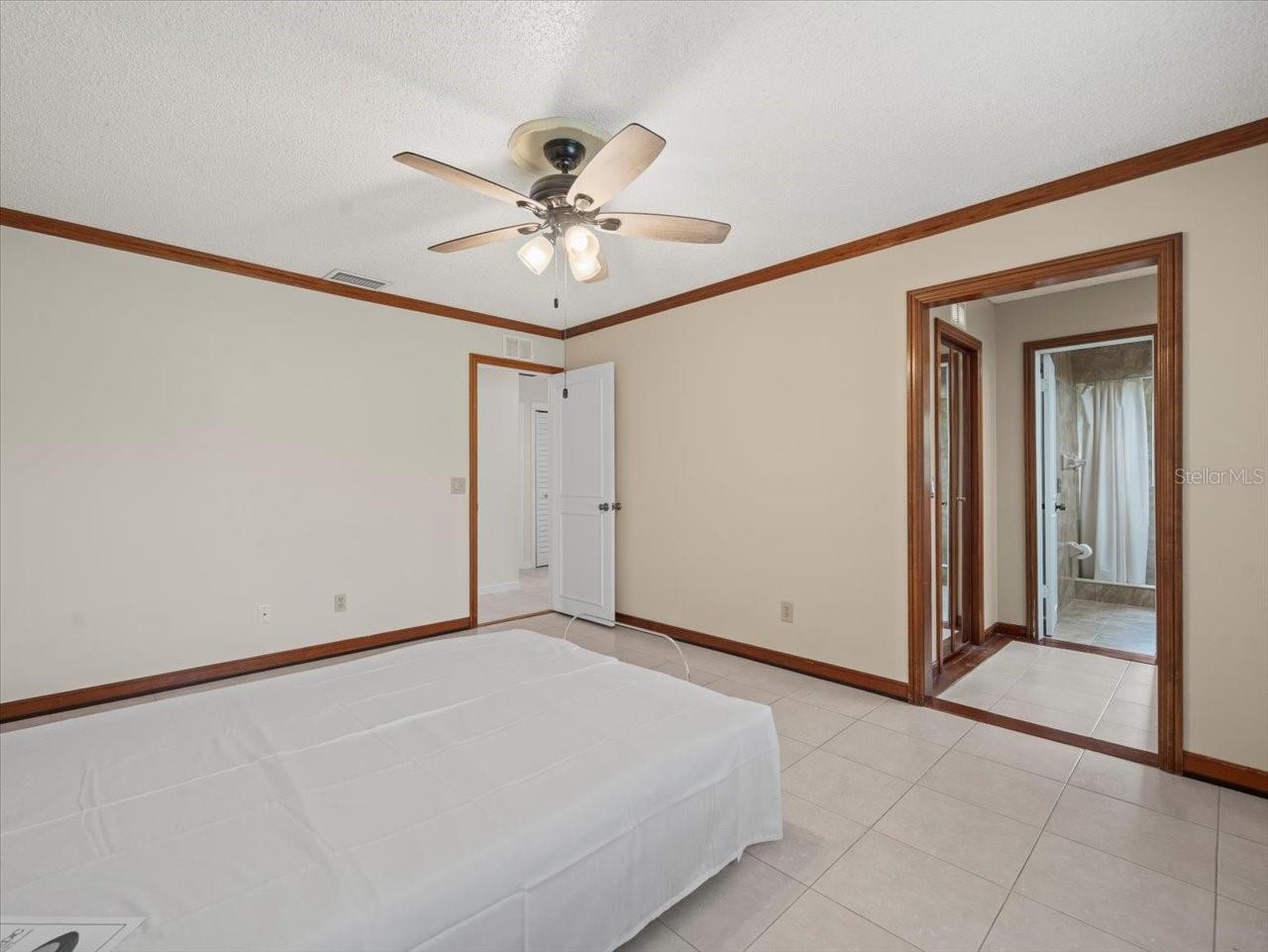 Image 21 of 35 For 15909 Marshfield Drive Drive