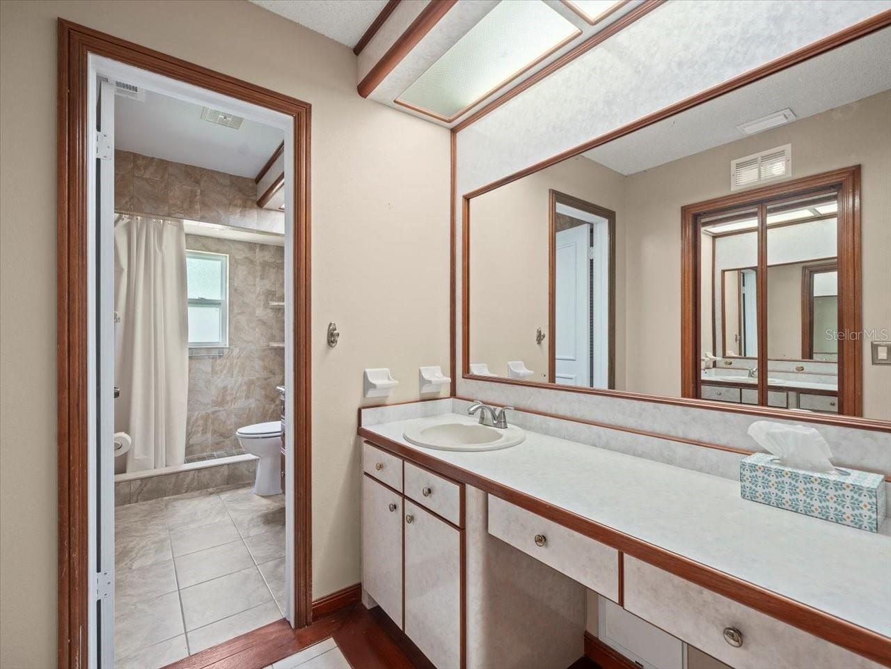 Image 22 of 35 For 15909 Marshfield Drive Drive