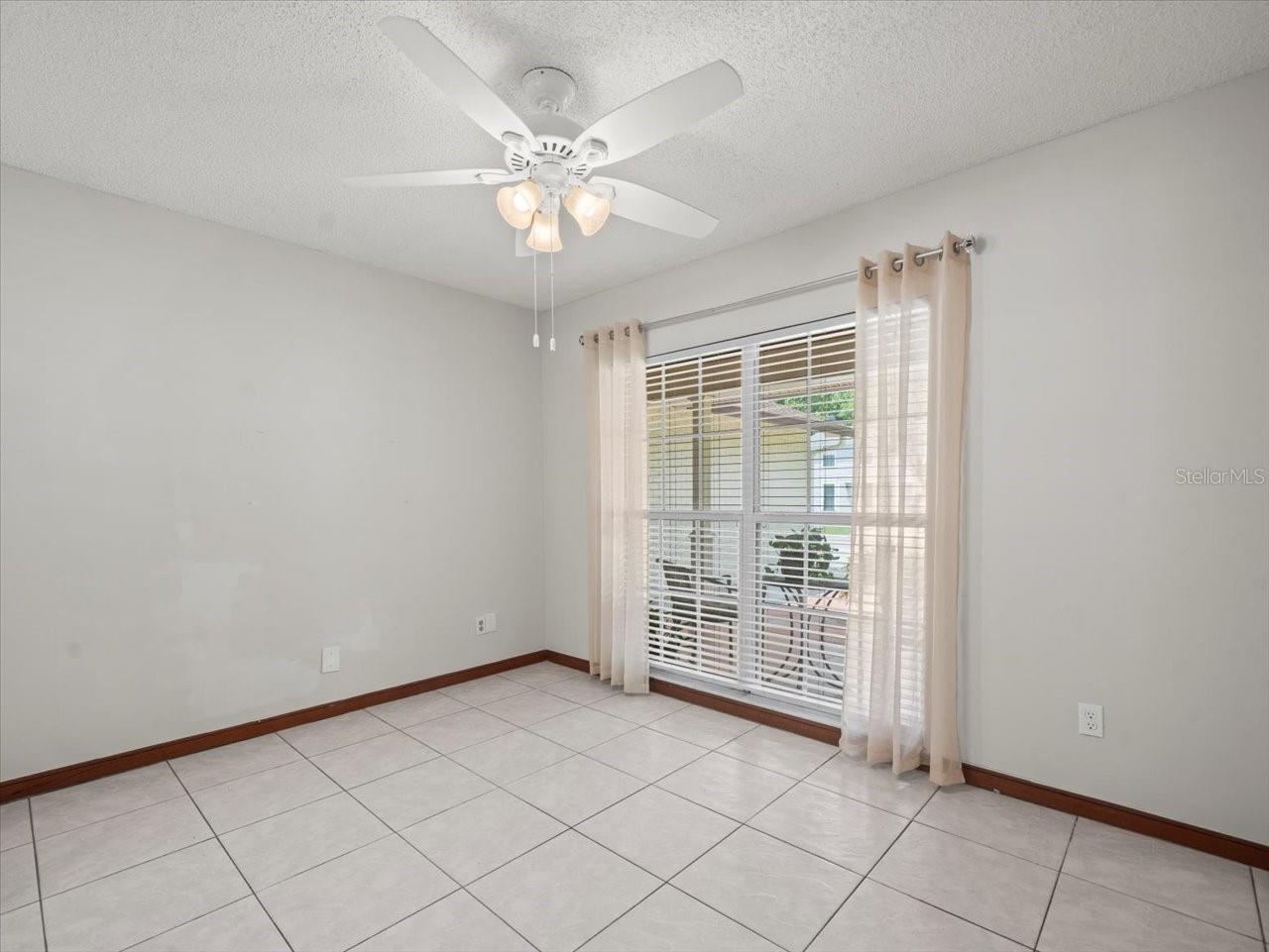 Image 28 of 35 For 15909 Marshfield Drive Drive