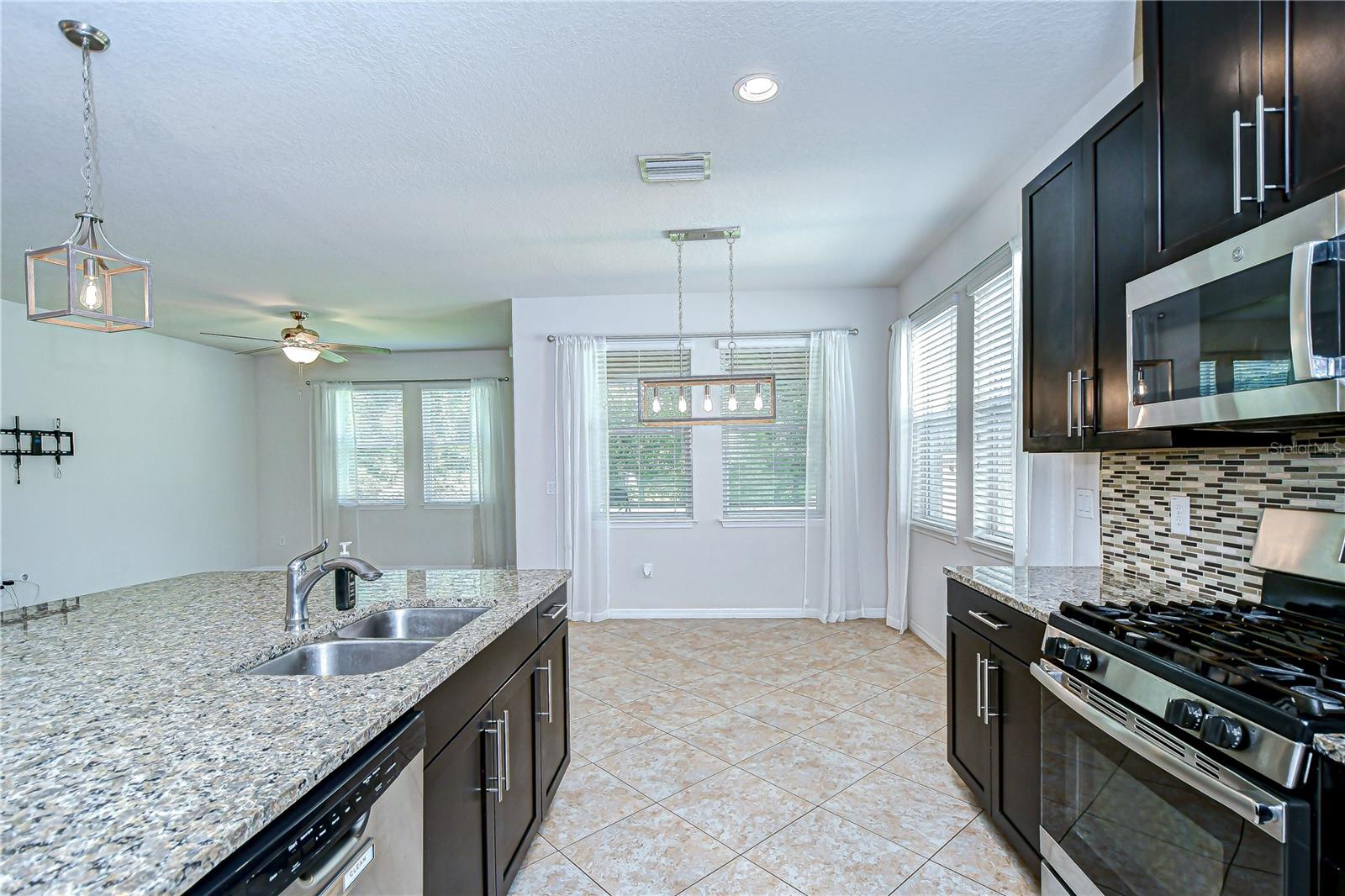 Image 10 of 41 For 11162 Spring Point Circle