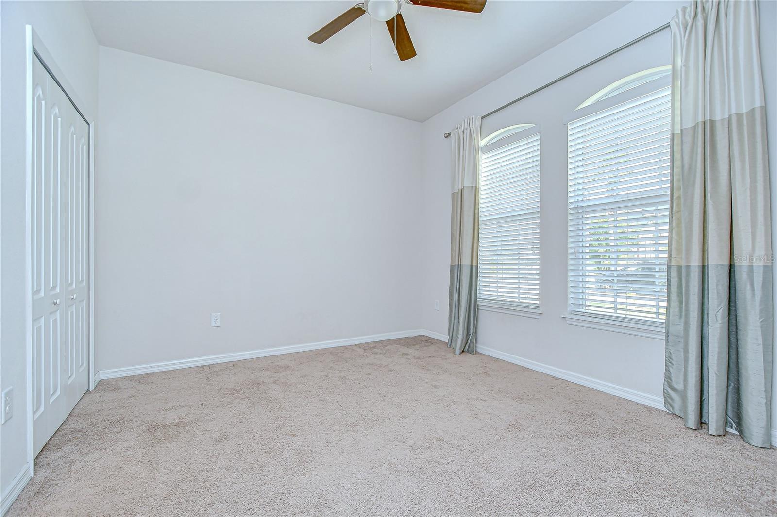 Image 27 of 41 For 11162 Spring Point Circle